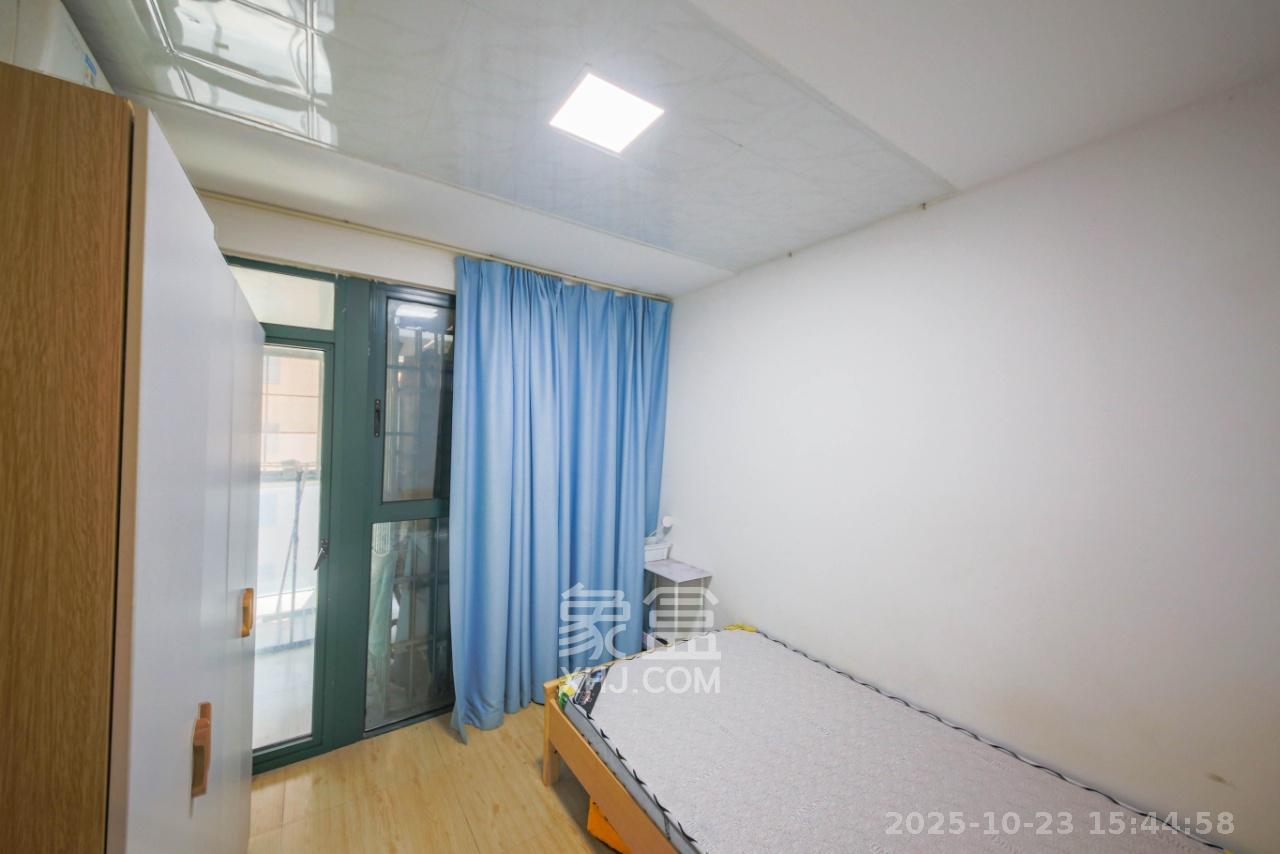 才子嘉都  3室2厅2卫    2100.0元/月室内图