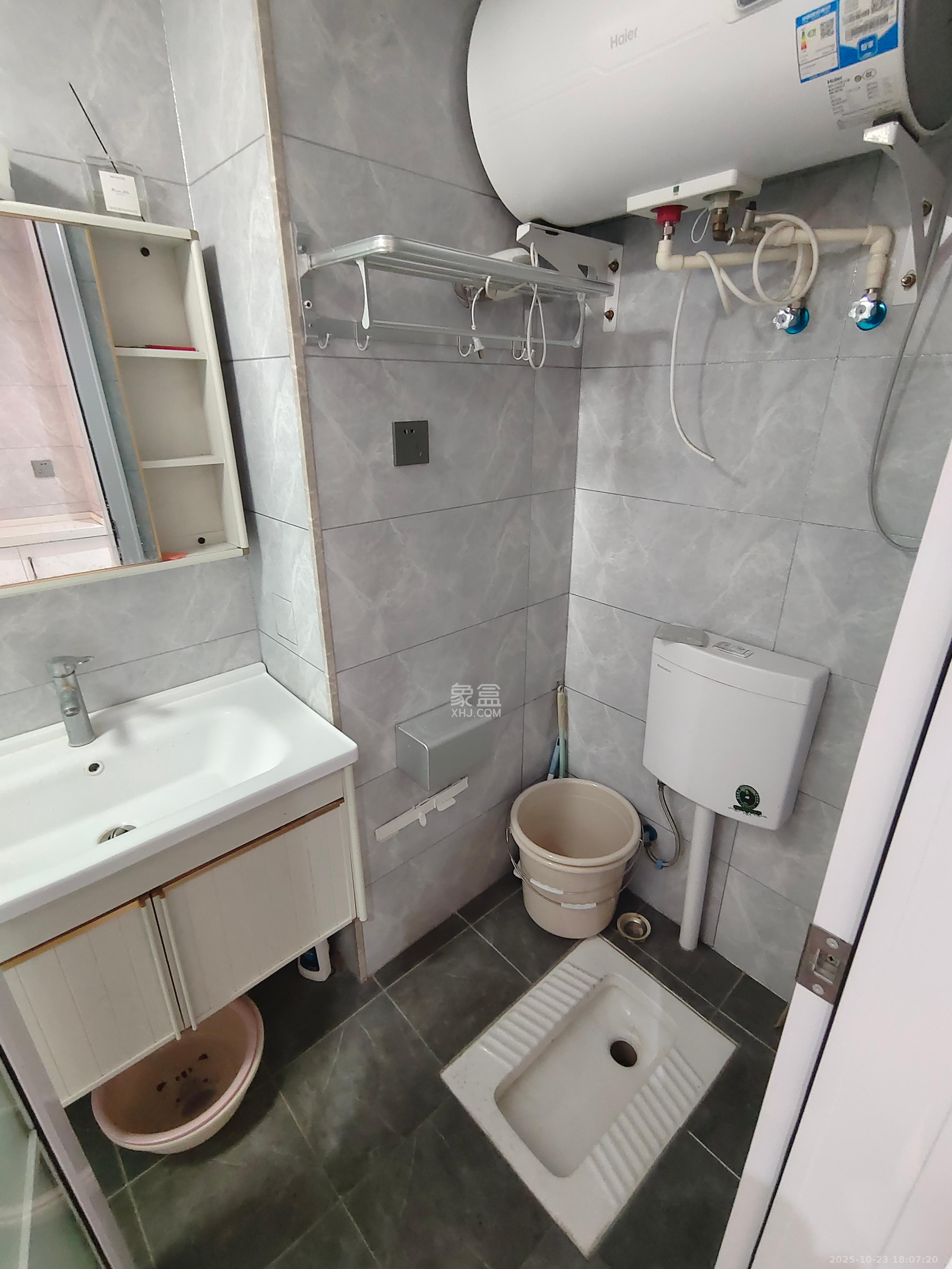 龙湖湘江星座(祺鑫星座公寓) 1室1厅1卫 1400.0元/月 龙湖湘江星座(祺鑫星座公寓) 1室1厅1卫 1400.0元/月室内图