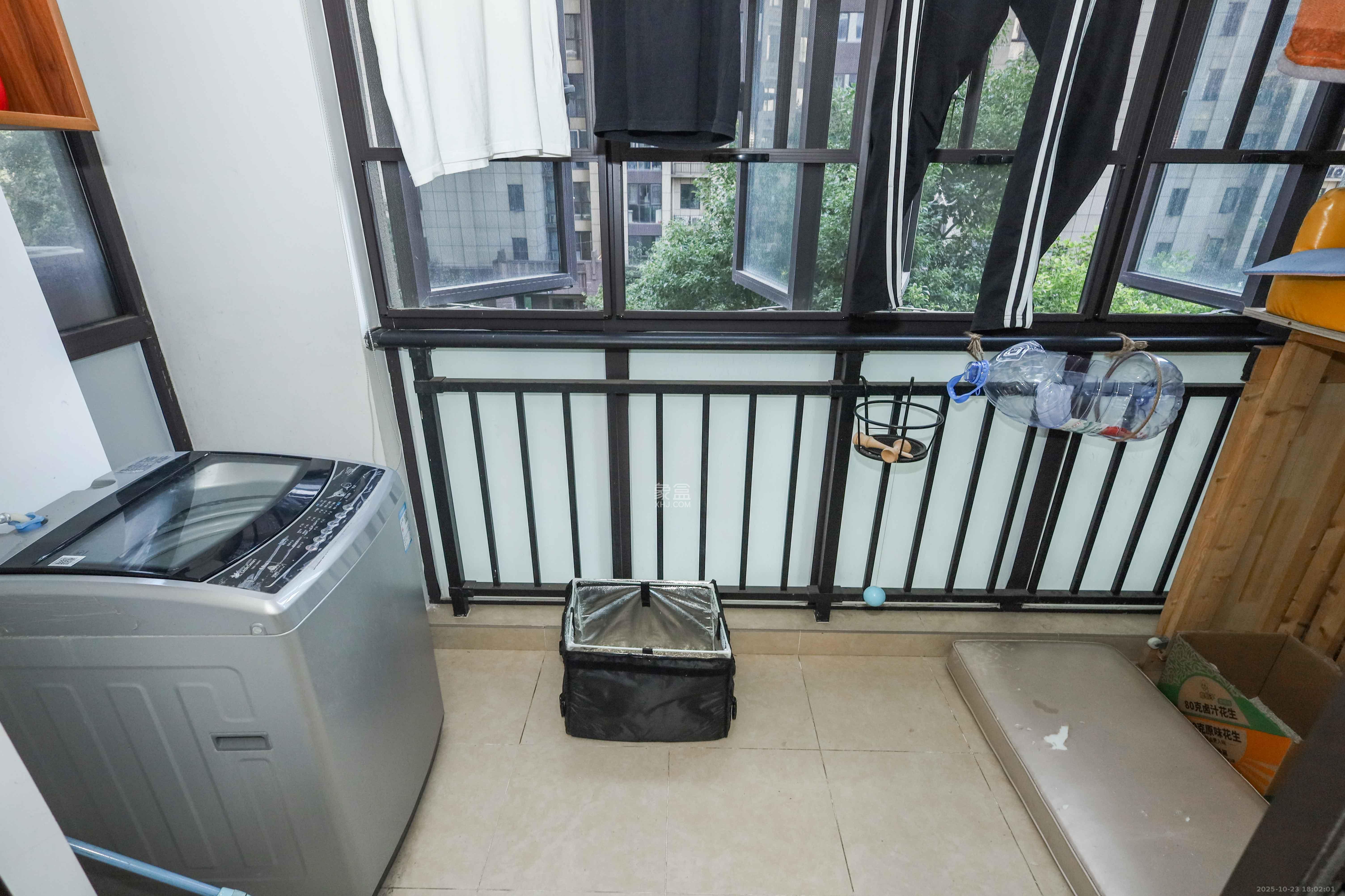 中国铁建梅溪青秀二期  3室2厅2卫    108.0万阳台