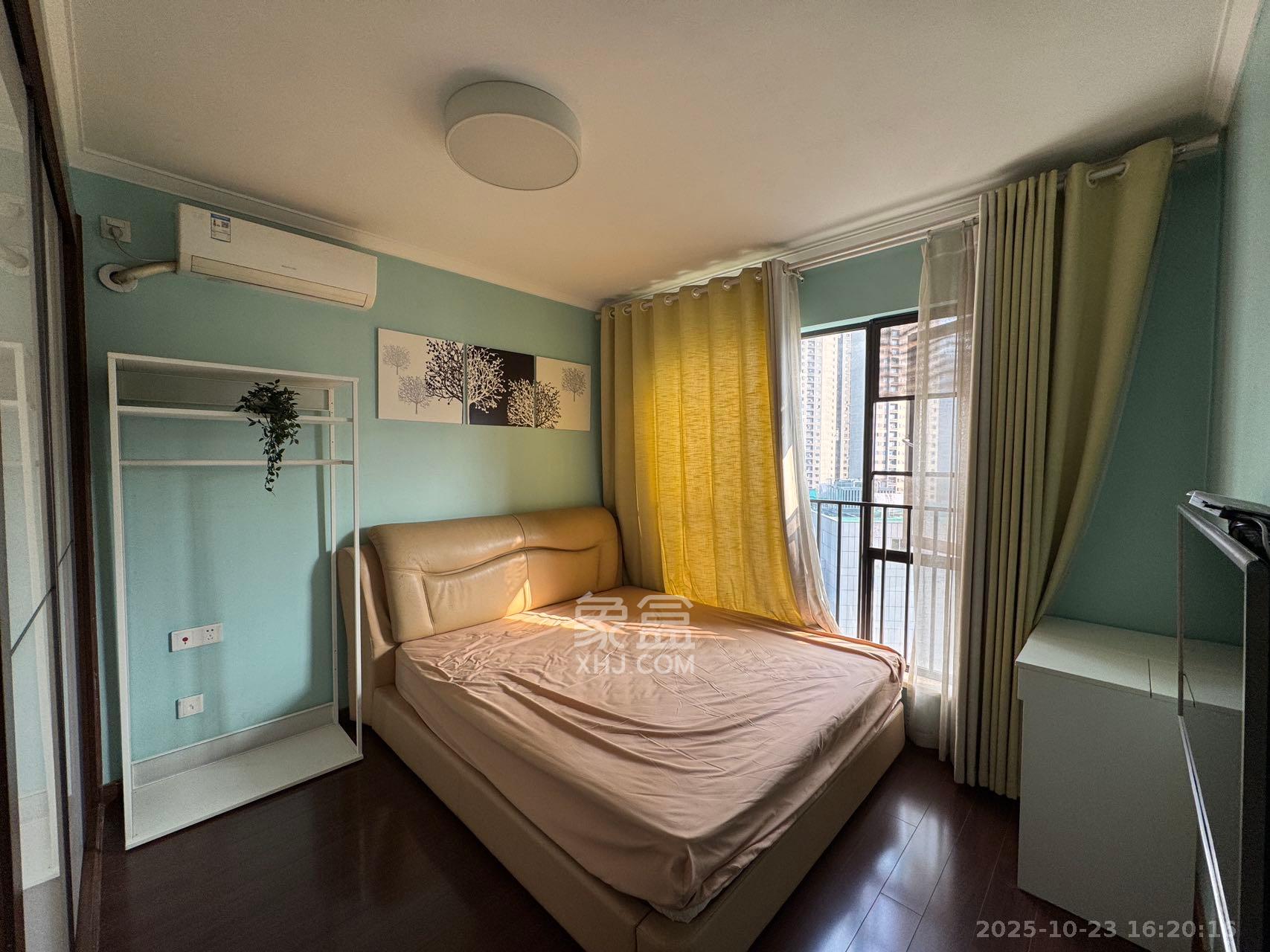 万科里金域滨江  3室2厅1卫    3500.0元/月室内图