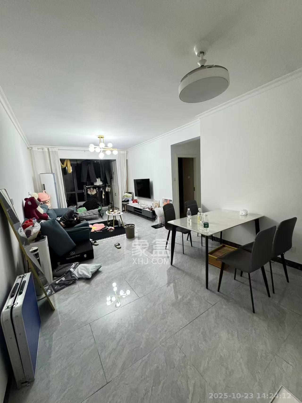 筑梦星园  3室2厅1卫    2300.0元/月 筑梦星园  3室2厅1卫    2300.0元/月