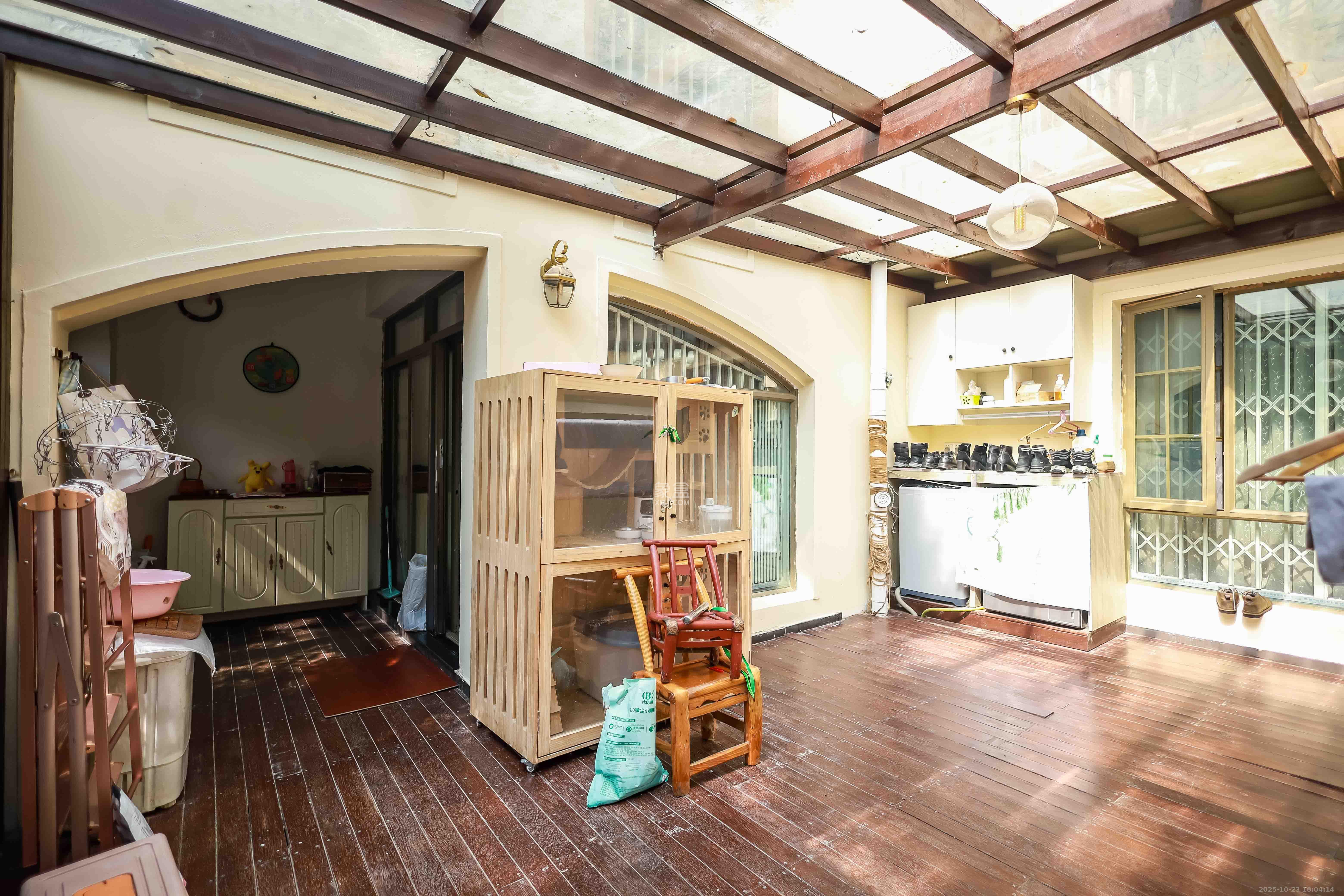 卓越蔚蓝海岸一期  3室2厅1卫    260.0万其他