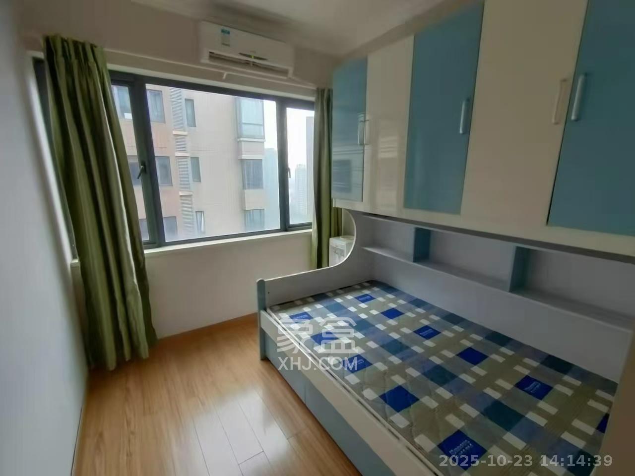 藏珑湖上国际花园  3室2厅1卫    3500.0元/月室内图