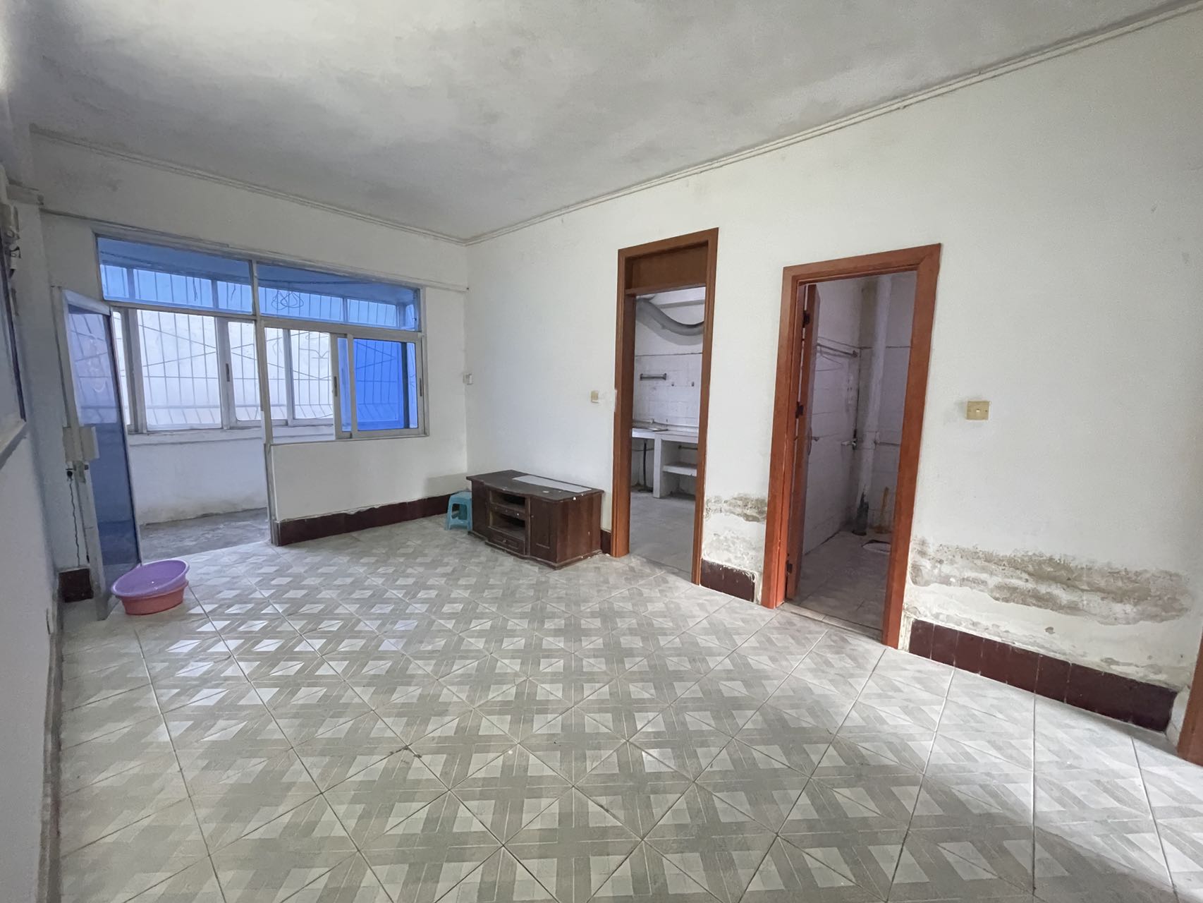 教育印刷厂宿舍 4室2厅2卫 2200.0元/月 教育印刷厂宿舍 4室2厅2卫 2200.0元/月室内图