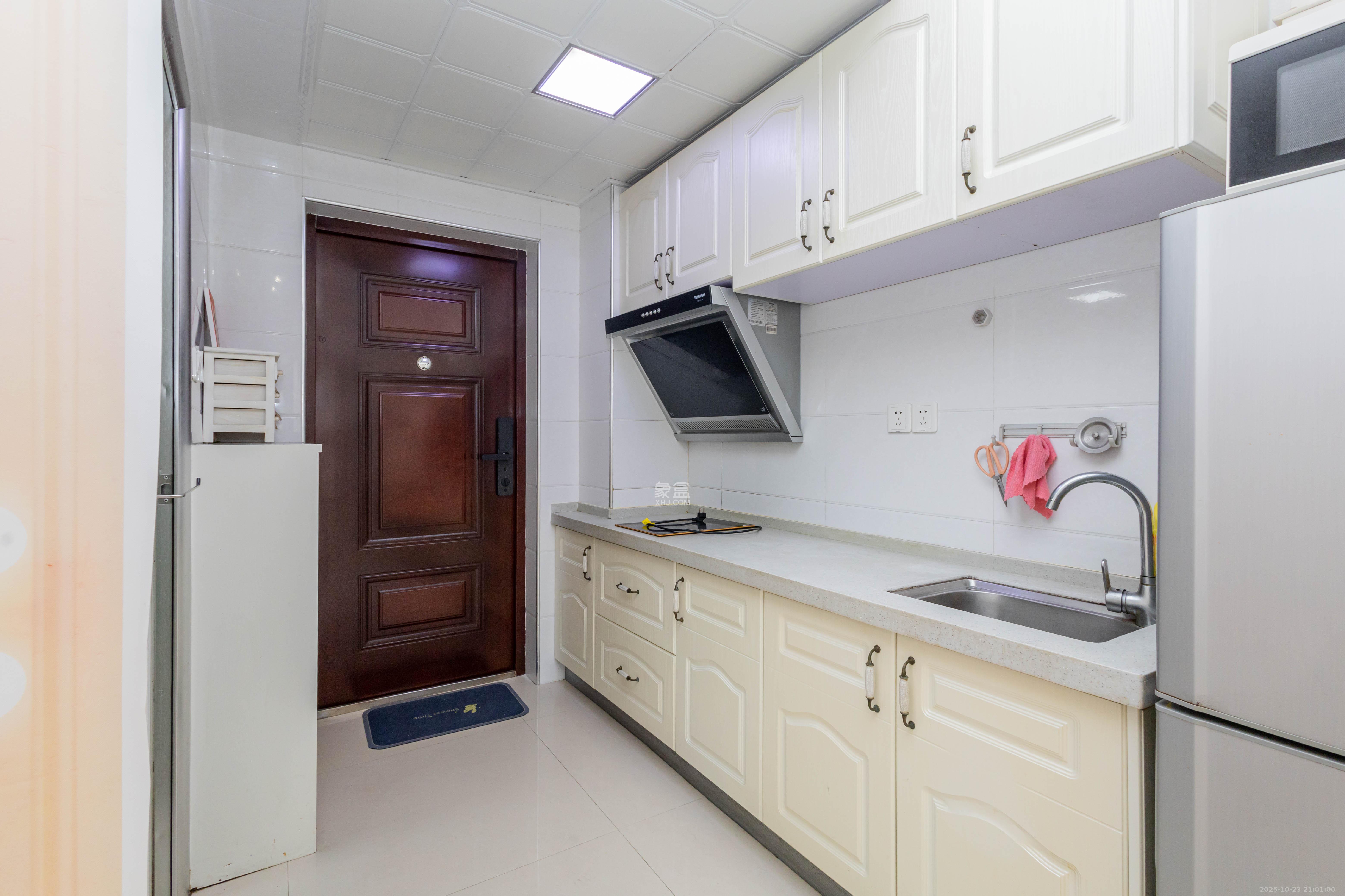 I尚国际（元泰大厦)  1室1厅1卫    23.0万厨房