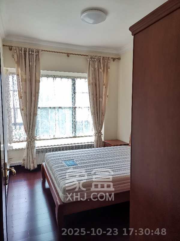 恒大城  4室2厅2卫    3000.0元/月 恒大城  4室2厅2卫    3000.0元/月