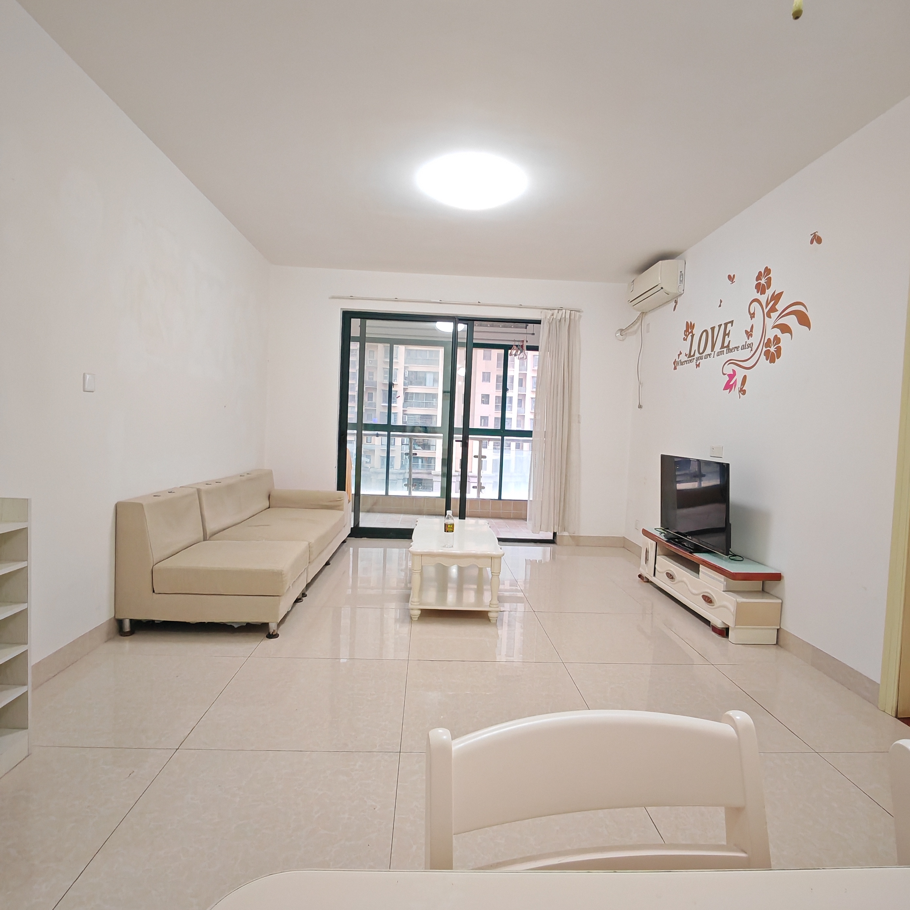 海阔天空-国瑞城二期（雅仕苑）  2室2厅1卫    3500.0元/月