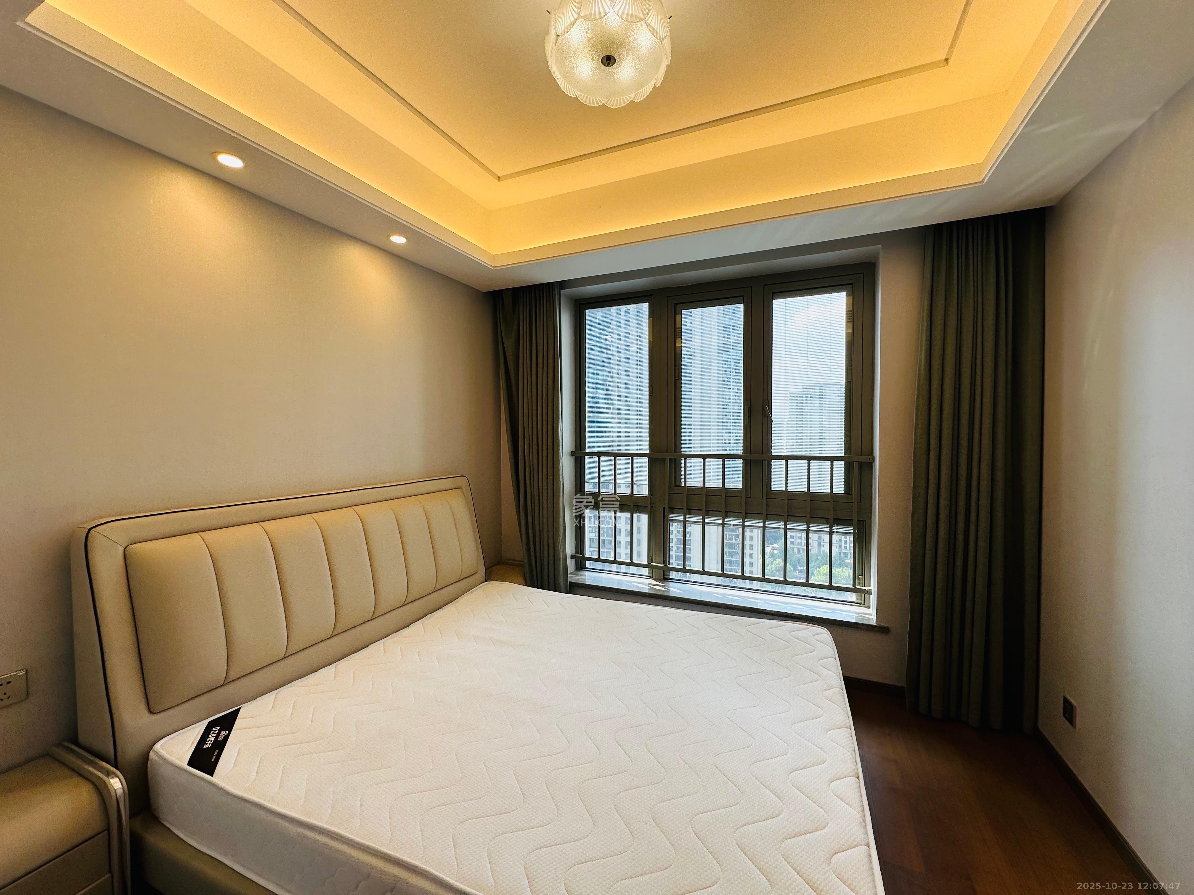 梅溪湖金茂湾 4室2厅3卫 10000.0元/月 梅溪湖金茂湾 4室2厅3卫 10000.0元/月室内图