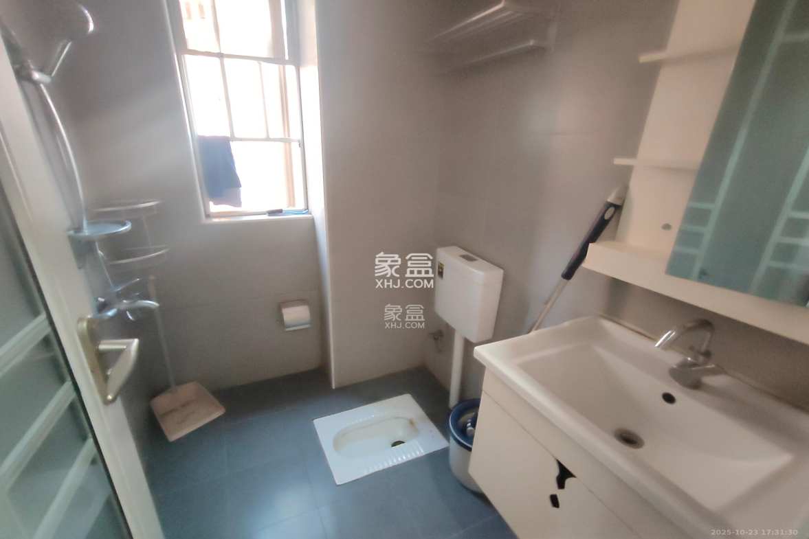 金科时代中心 2室1厅1卫 1800.0元/月 金科时代中心 2室1厅1卫 1800.0元/月室内图