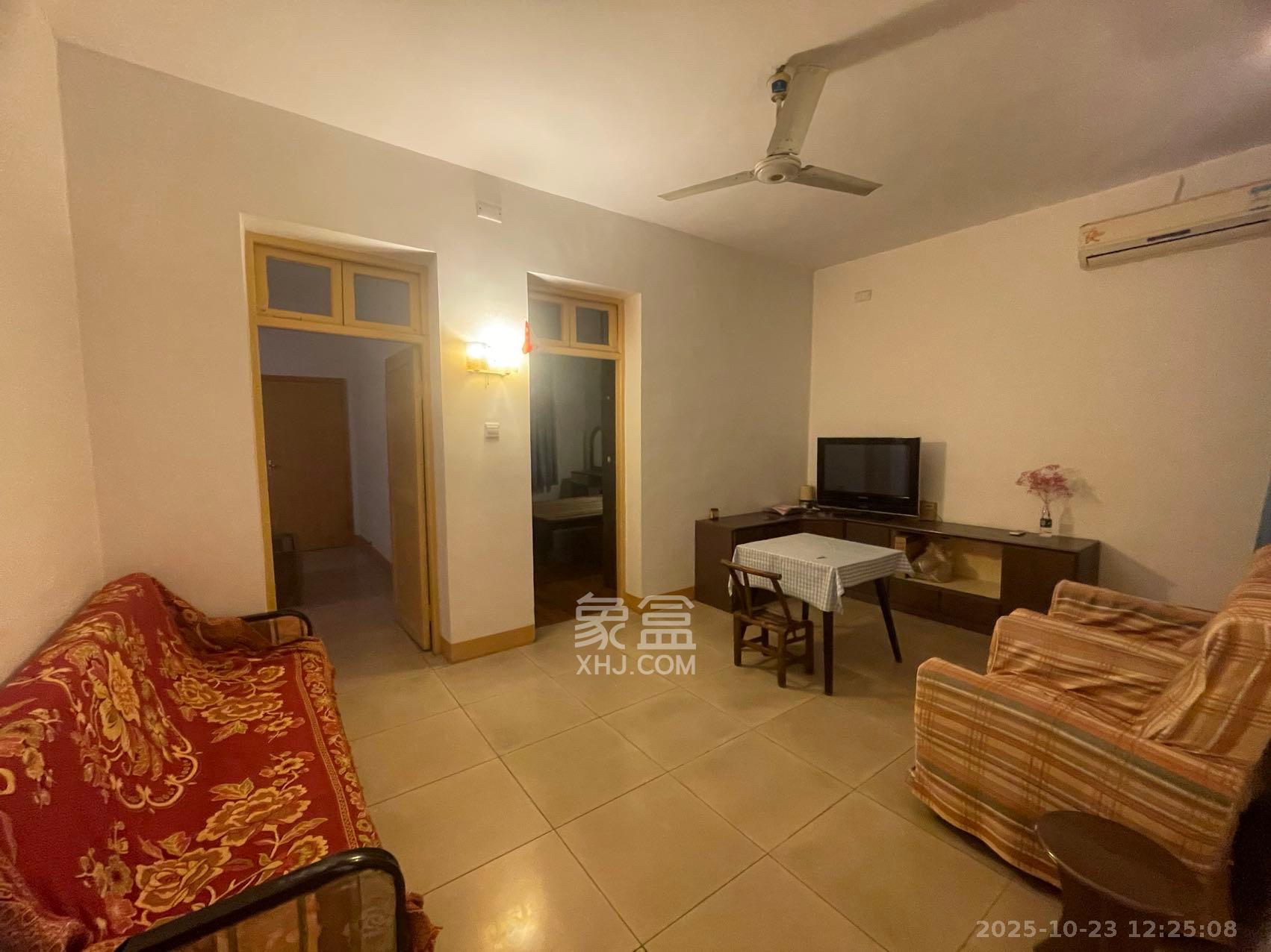 省脑科医院宿舍(康苑小区)  2室1厅1卫    1500.0元/月 省脑科医院宿舍(康苑小区)  2室1厅1卫    1500.0元/月室内图