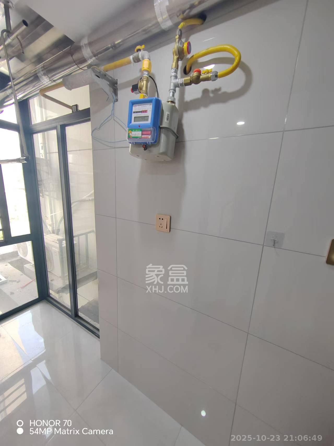 中国铁建湘语梅溪  2室1厅1卫    2000.0元/月室内图