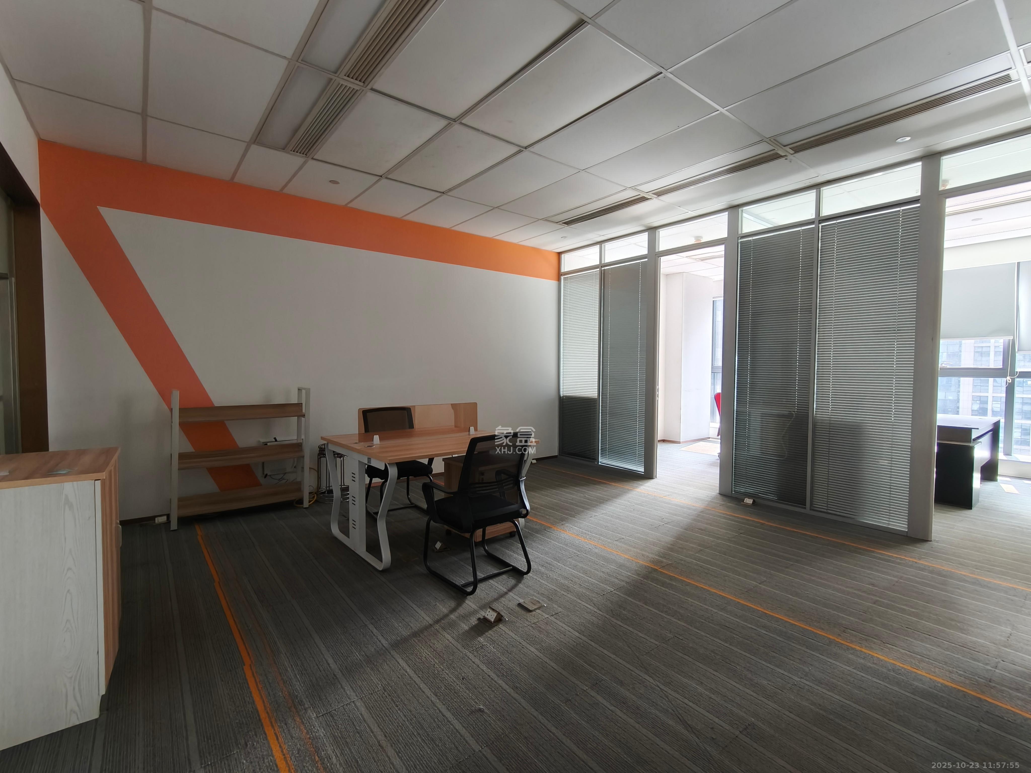 绿地中心   120.0㎡      8600.0元/月