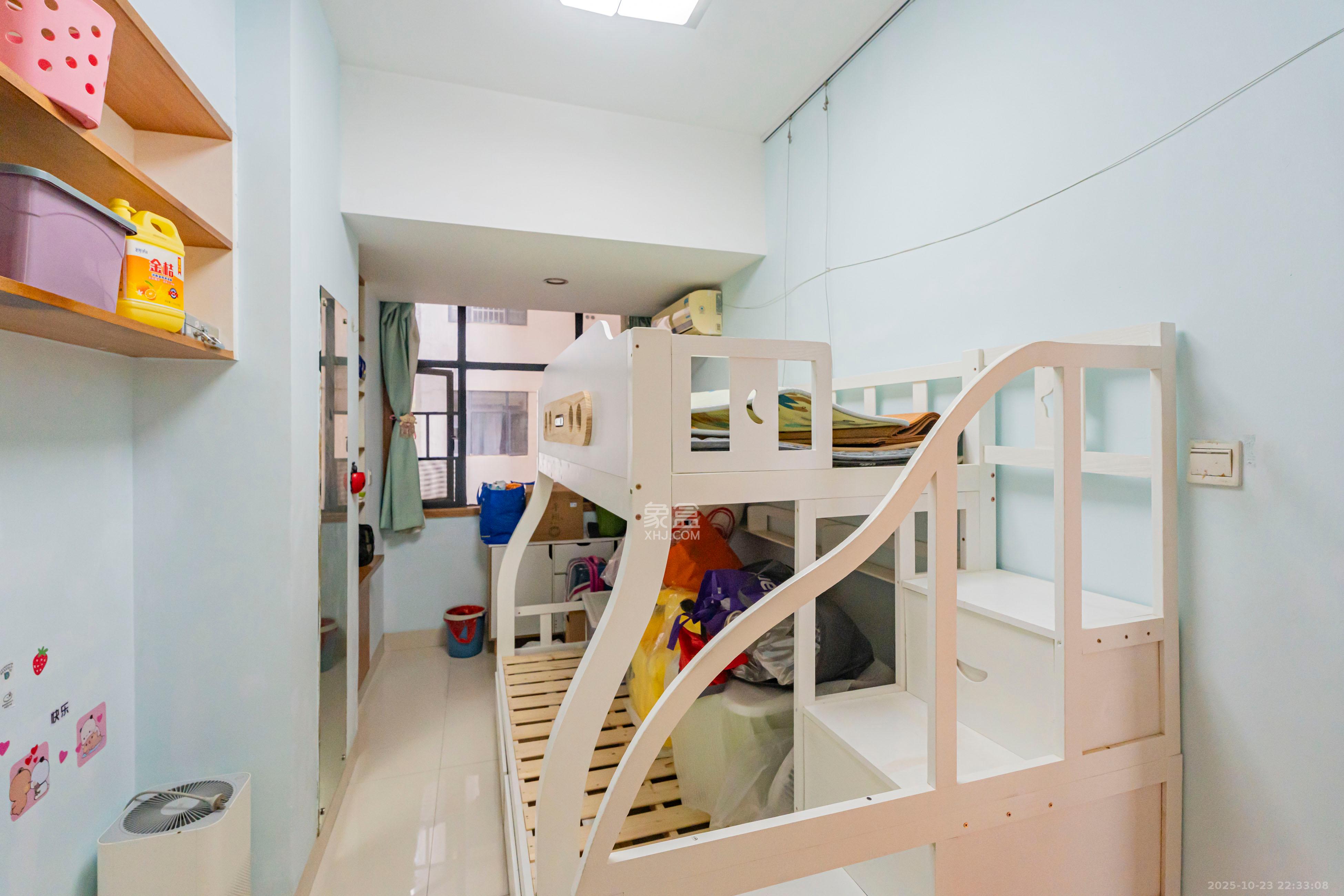 如果爱  1室0厅0卫    52.8万卧室