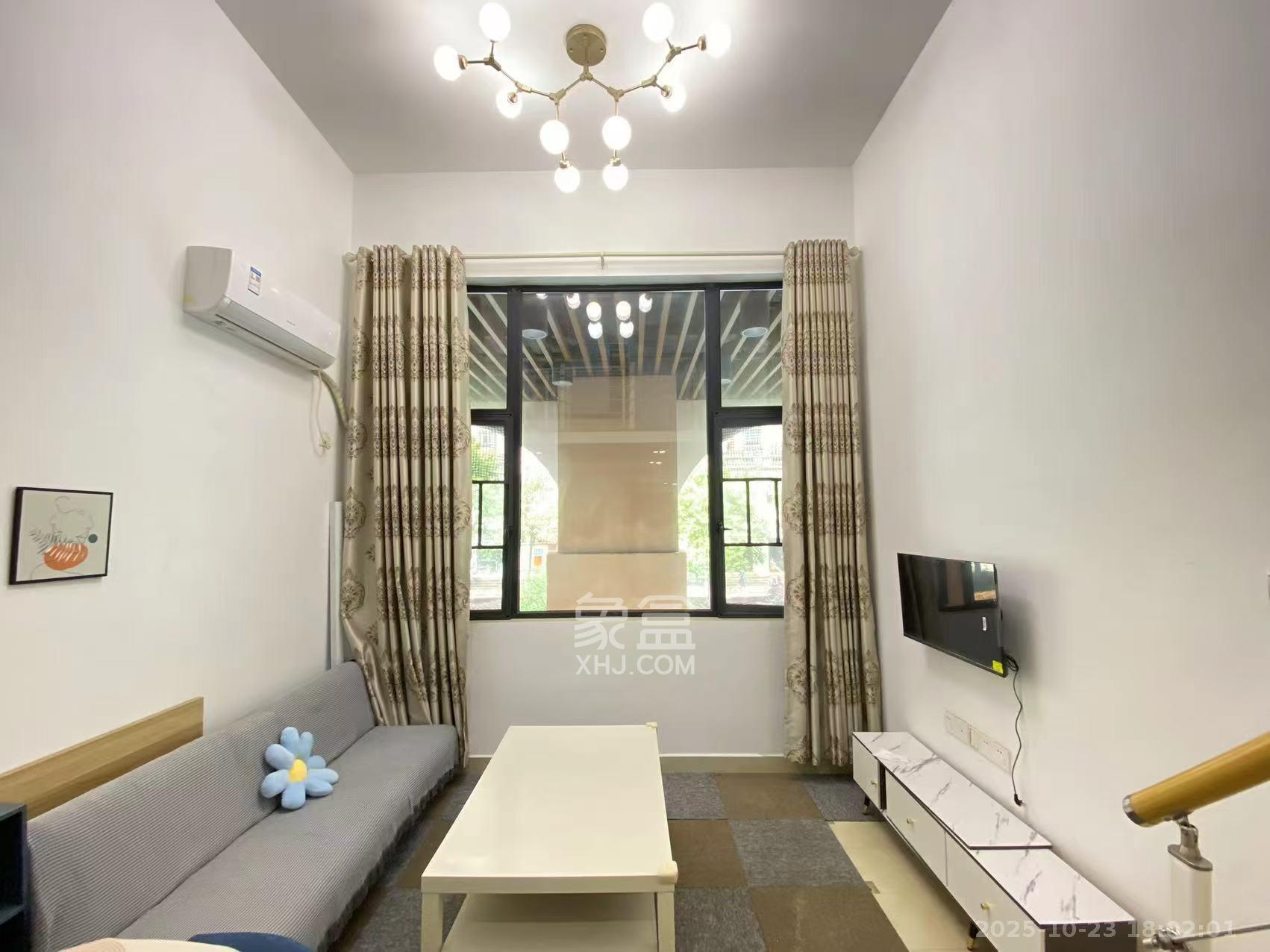 米兰春天  1室1厅1卫    1300.0元/月 米兰春天  1室1厅1卫    1300.0元/月室内图