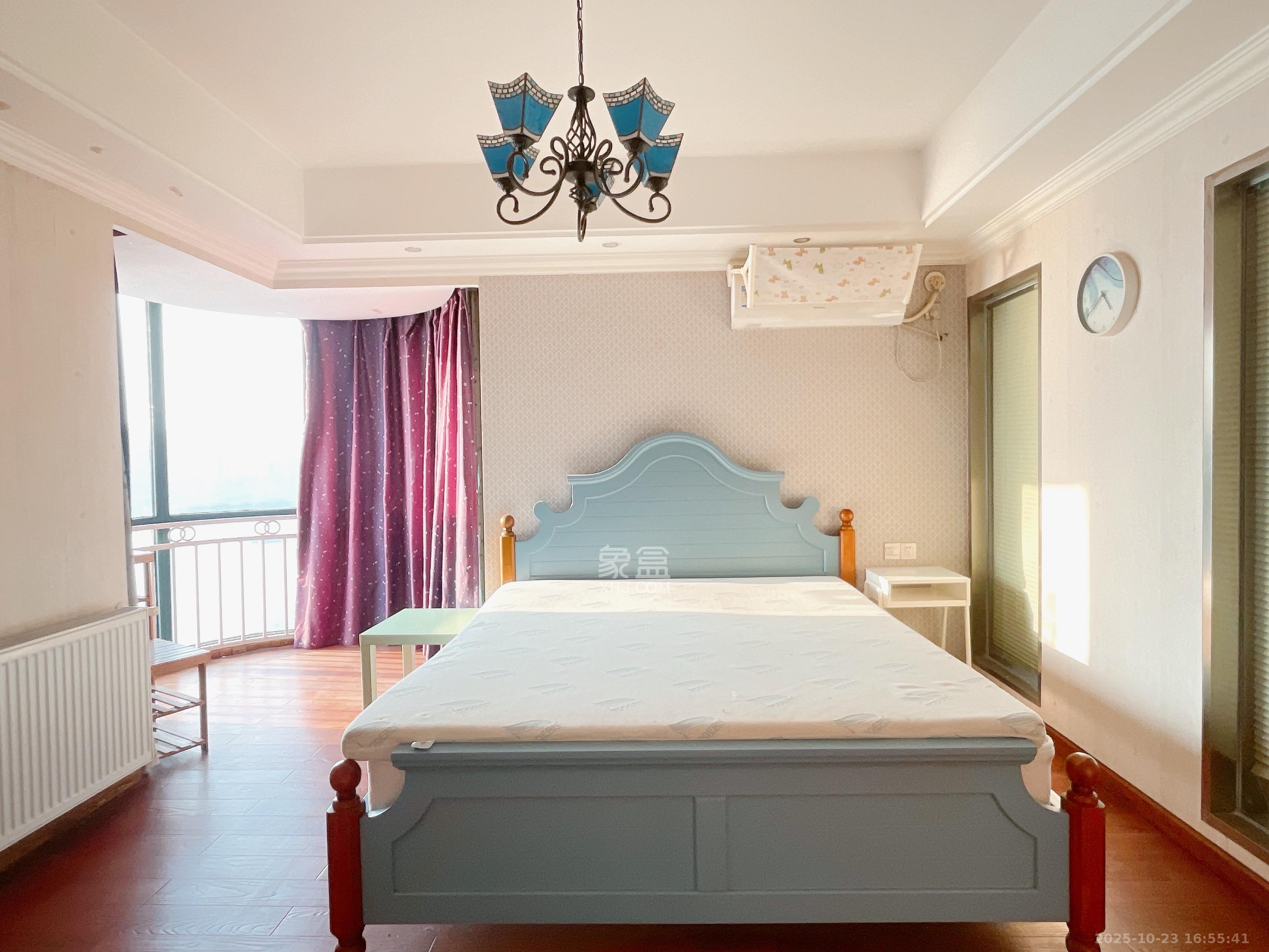 华盛新外滩  3室2厅2卫    5000.0元/月室内图