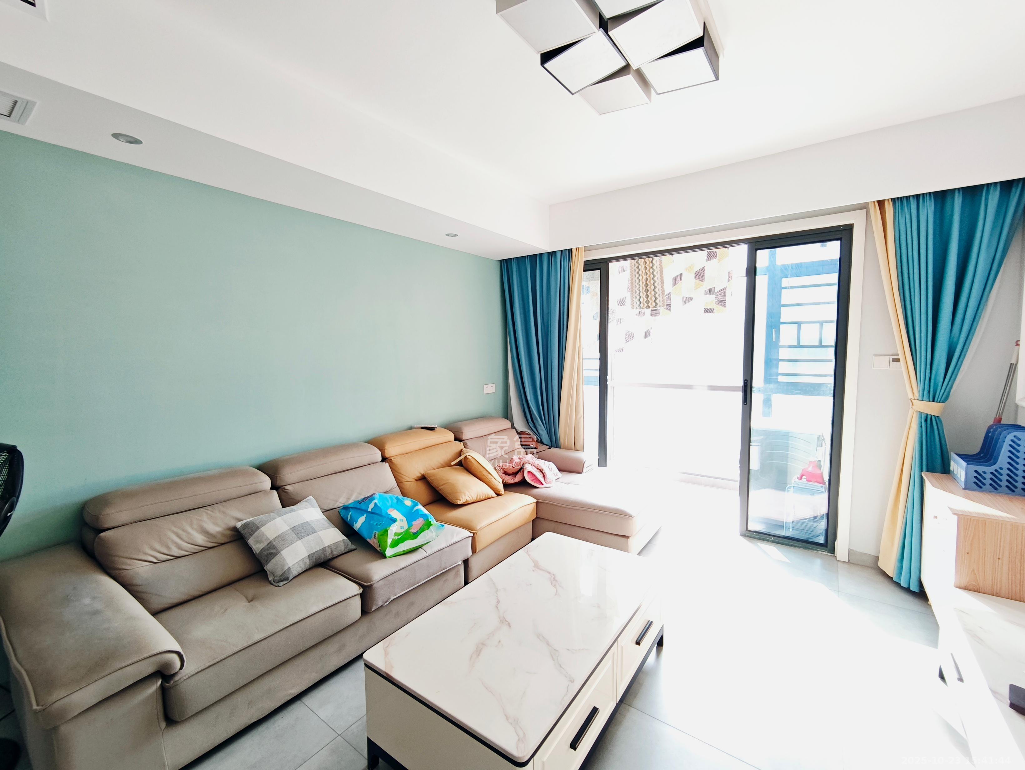 里约荟  3室1厅1卫    3400.0元/月室内图