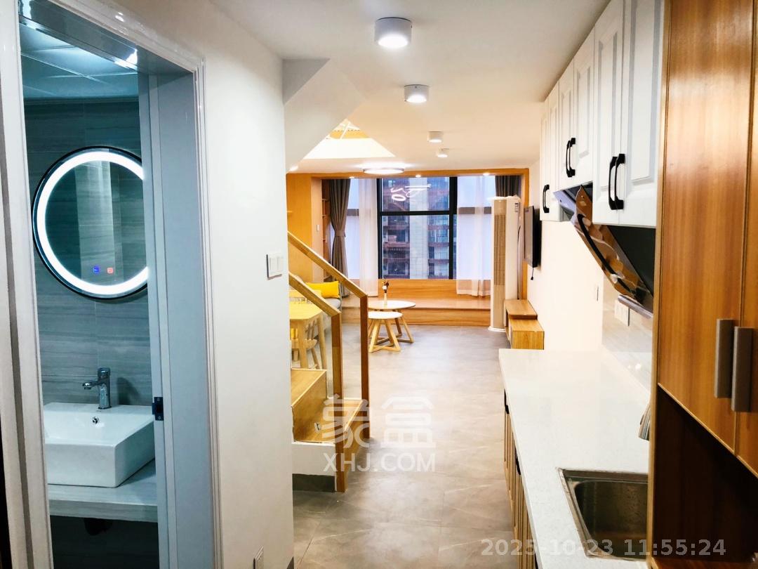 裕天国际商汇中心  2室1厅1卫    1800.0元/月室内图