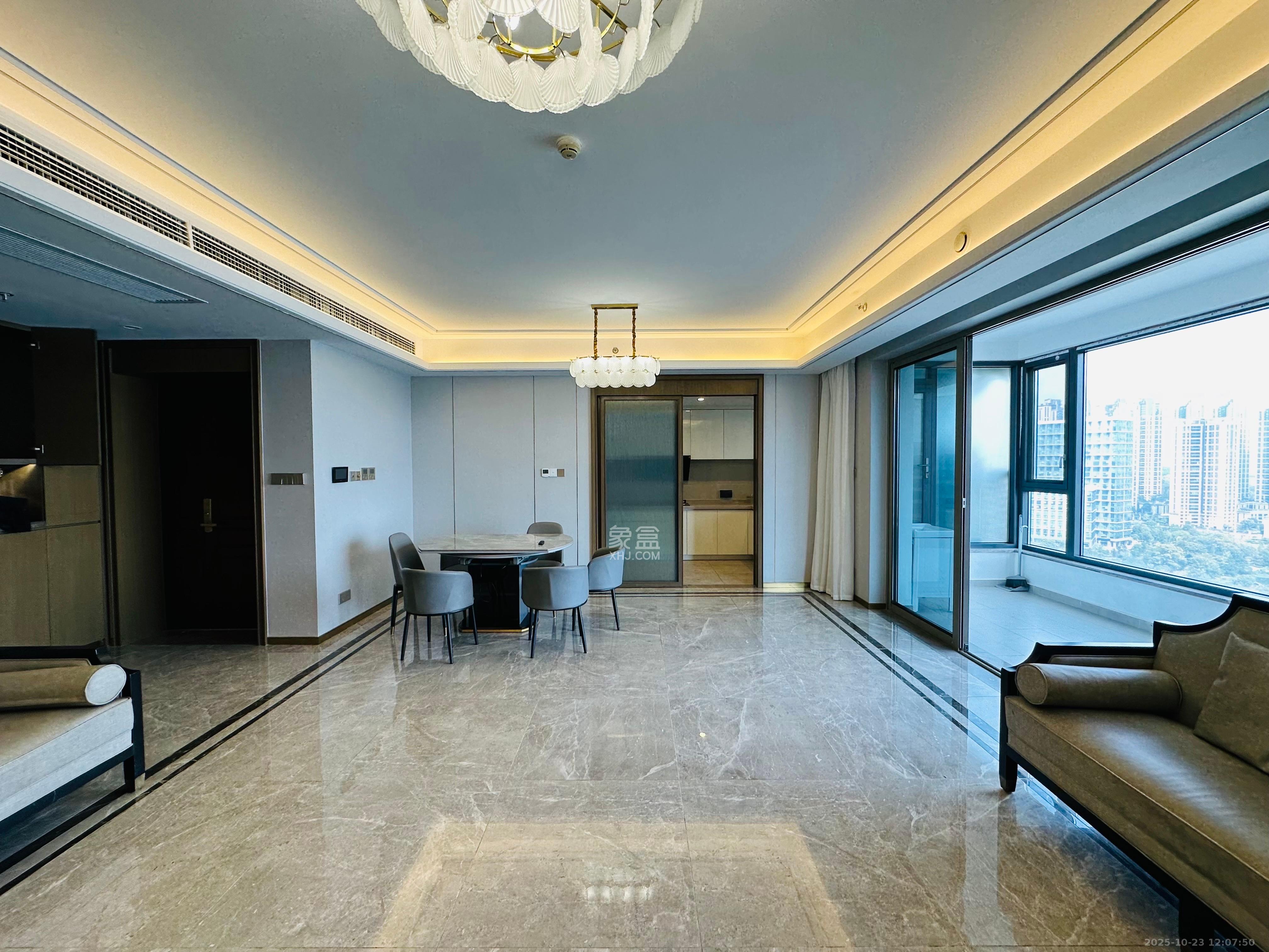 梅溪湖金茂湾  4室2厅3卫    10000.0元/月室内图