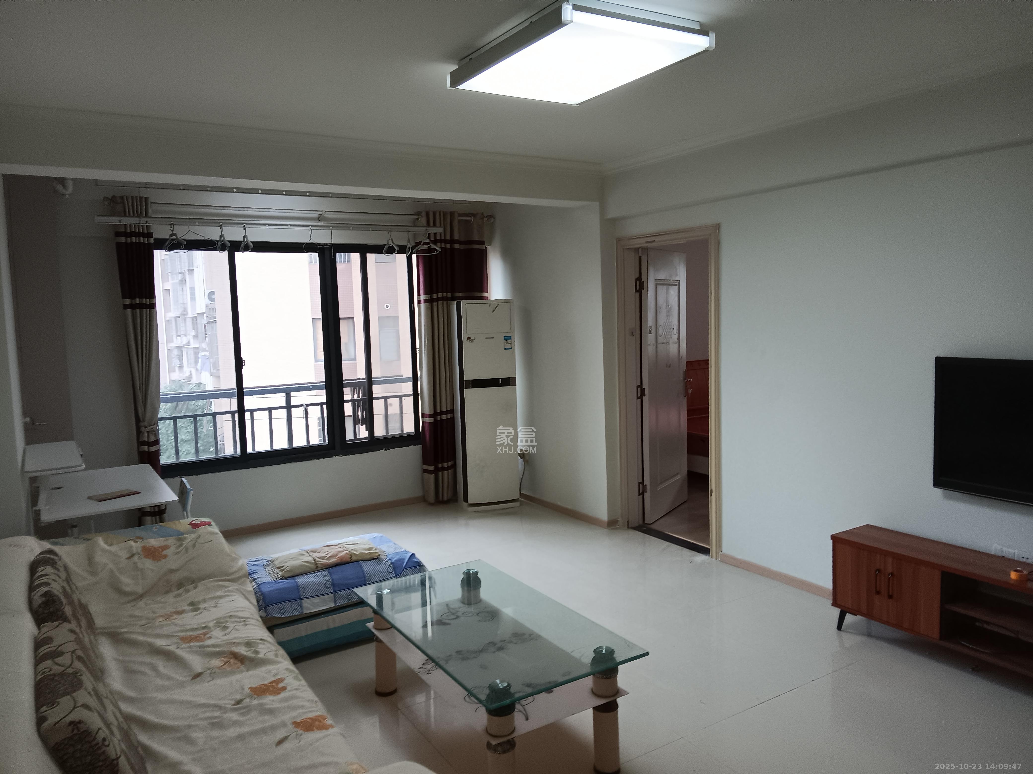 上峰苑（兰亭玥岛）  2室2厅1卫    2000.0元/月室内图1