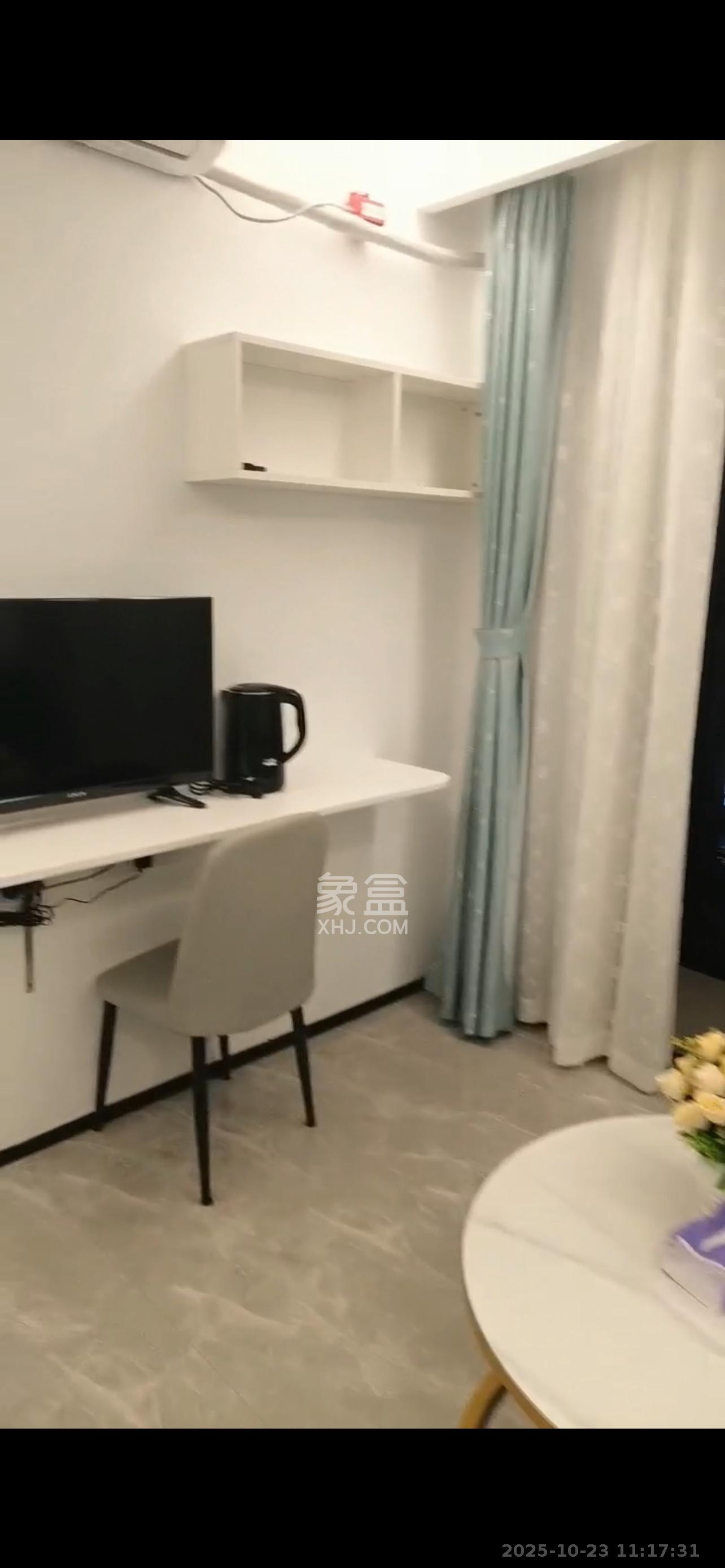 万科金色梦想D区  1室1厅1卫    2300.0元/月室内图