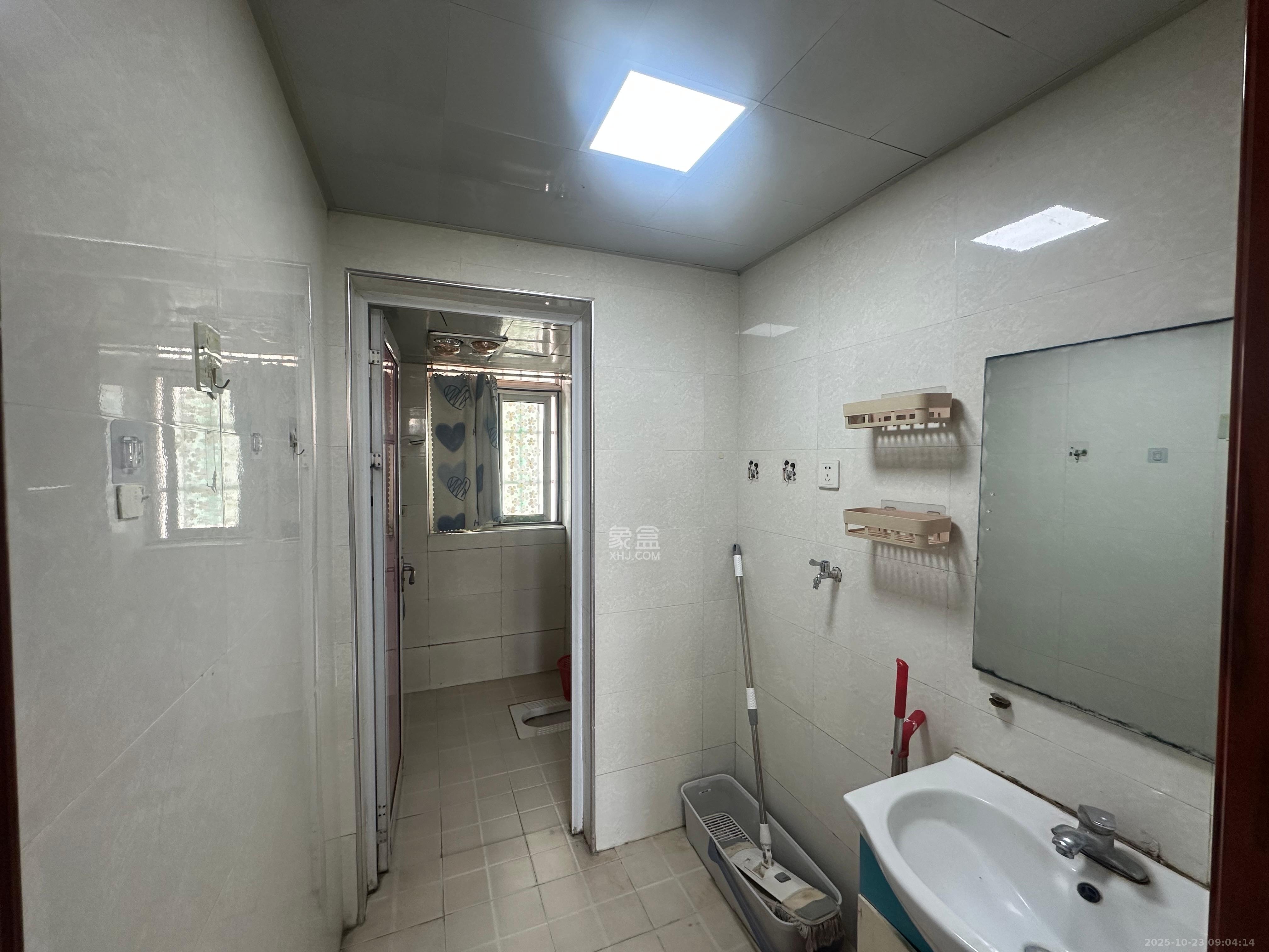 黎郡新宇熙春园  3室2厅1卫    2200.0元/月 黎郡新宇熙春园  3室2厅1卫    2200.0元/月室内图