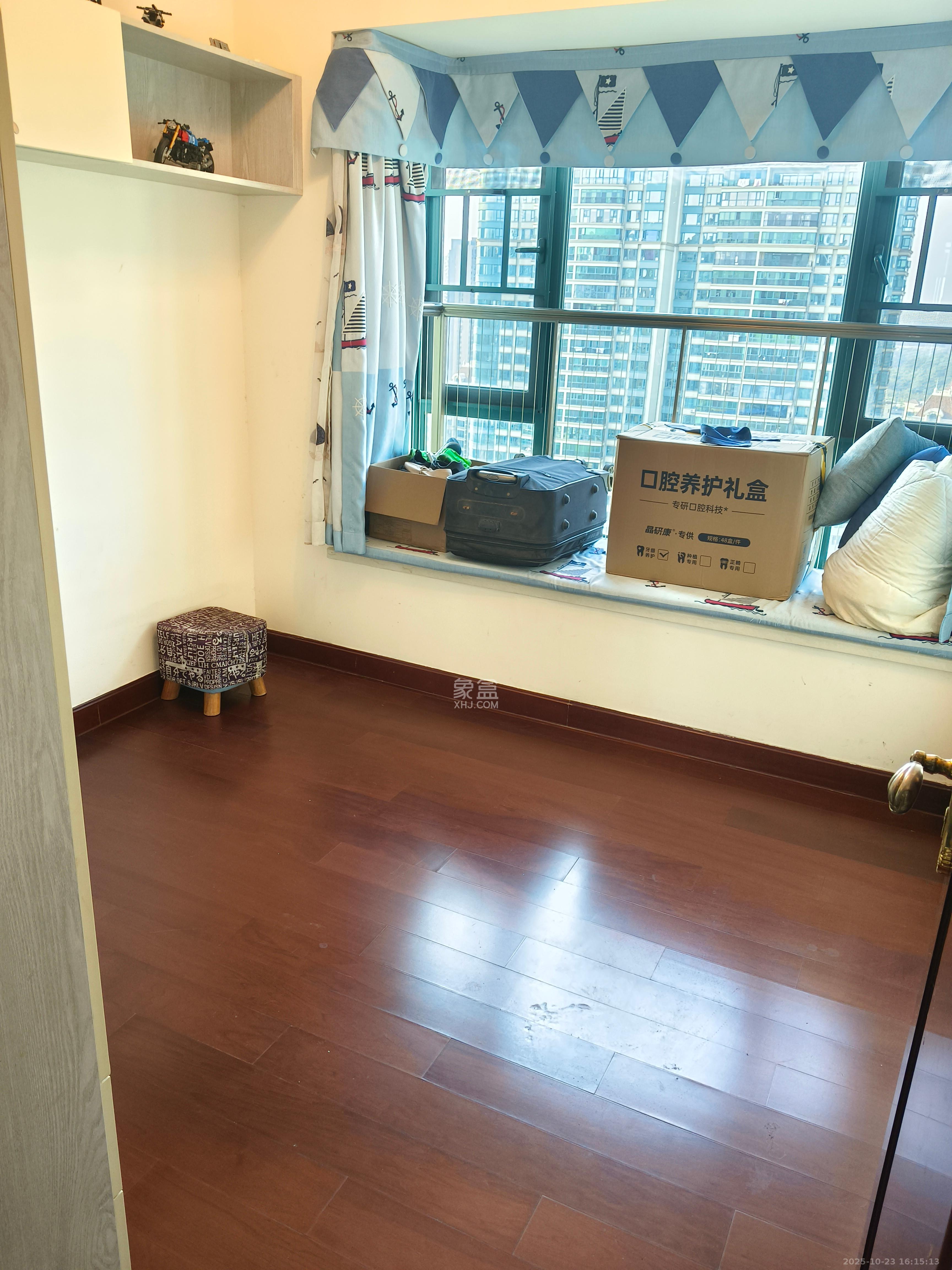 恒大雅苑  3室2厅1卫    2700.0元/月室内图