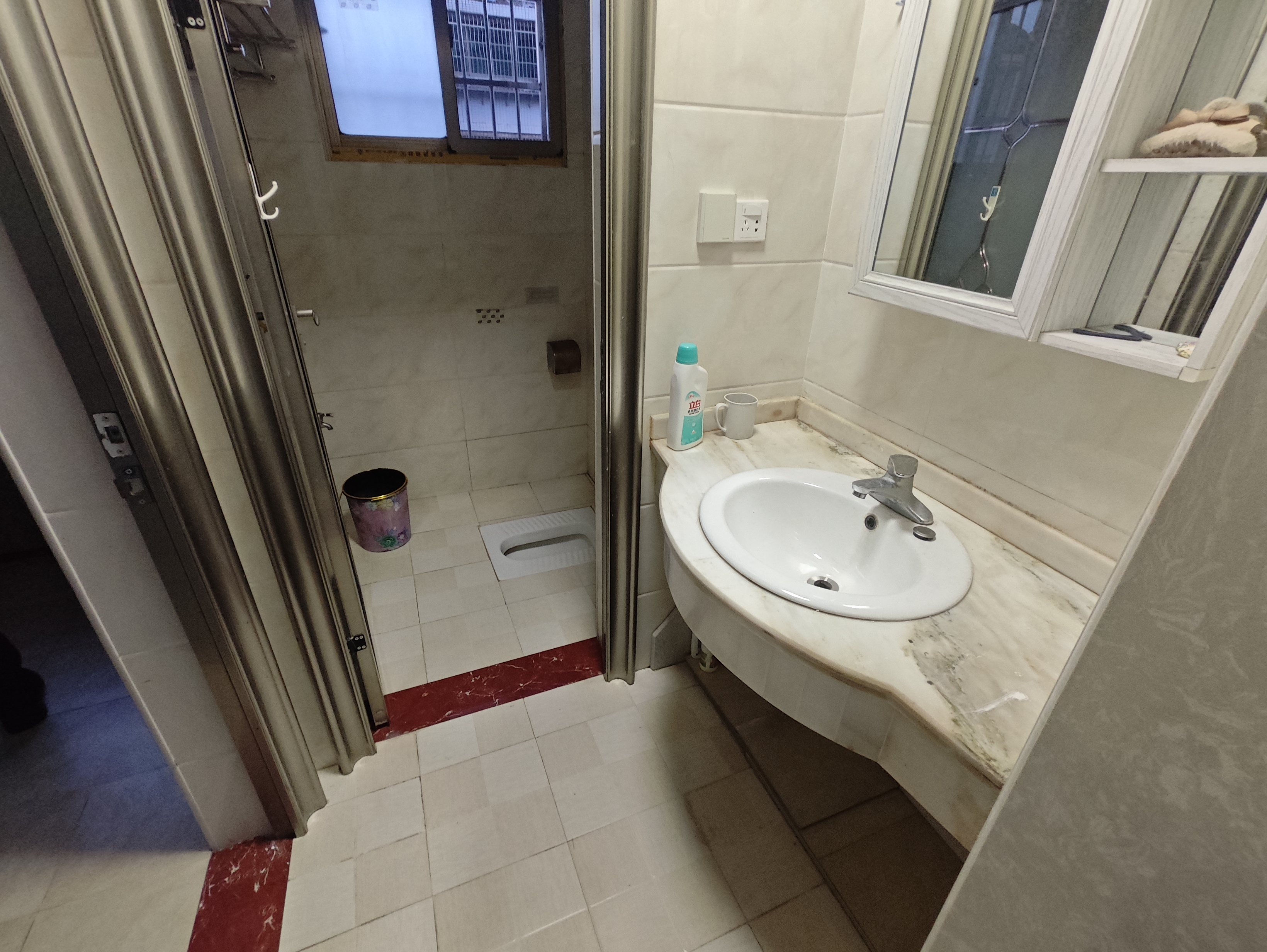 蒸水花苑  3室1厅1卫    1100.0元/月户型图