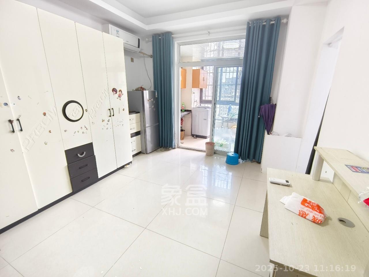 尚都花园城  2室1厅1卫    1300.0元/月 尚都花园城  2室1厅1卫    1300.0元/月