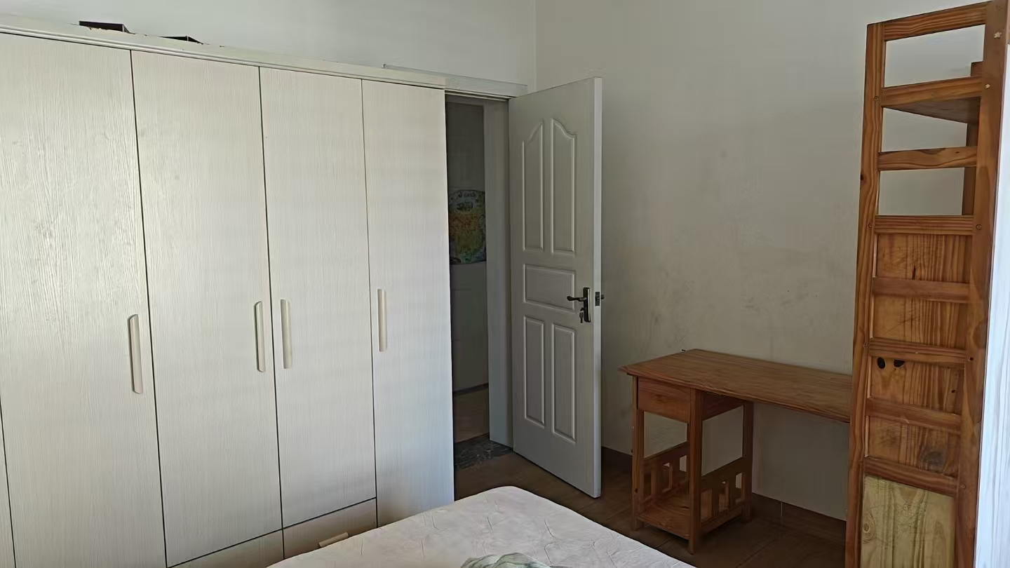 省干部疗养院  4室2厅2卫    3000.0元/月室内图