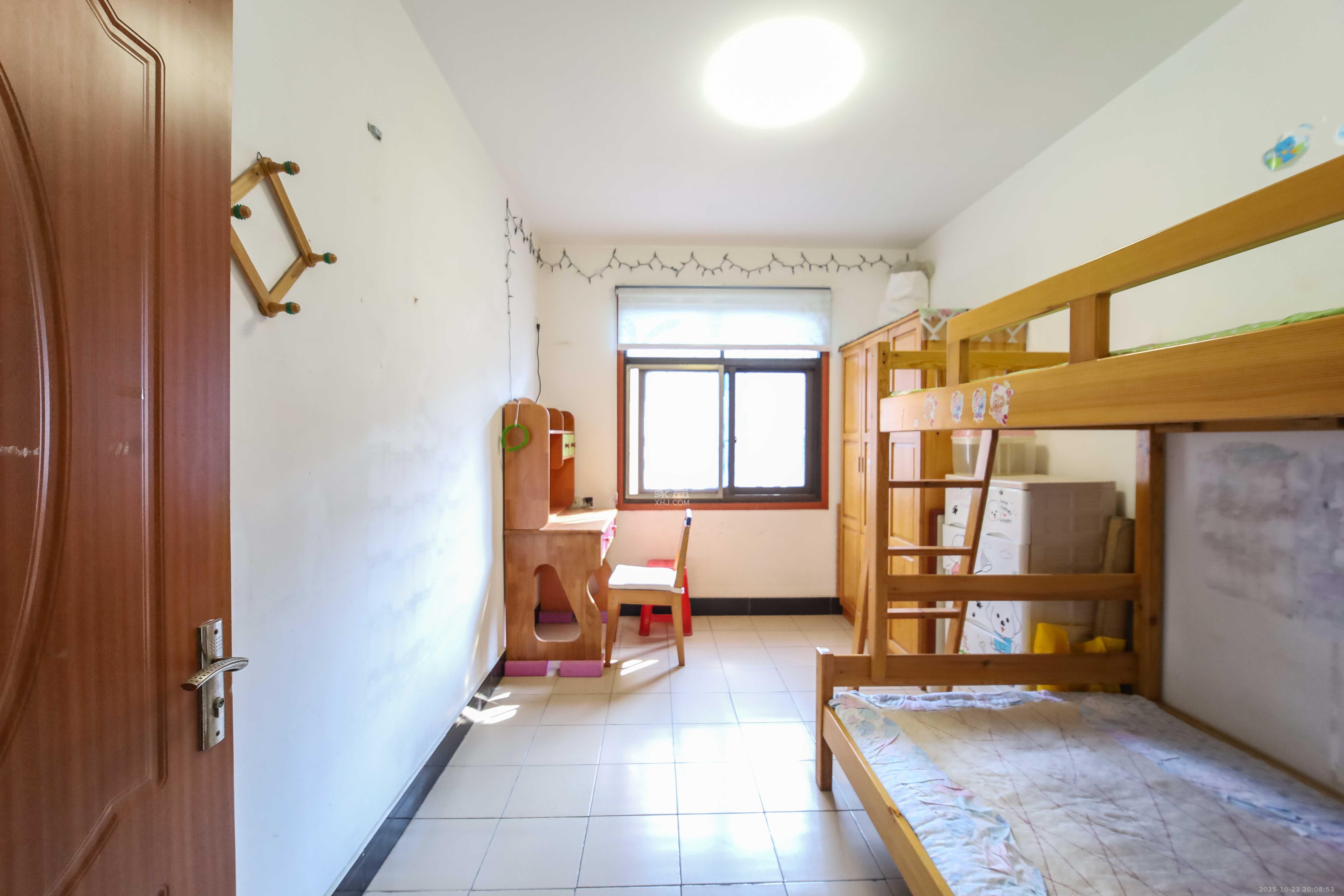 荷晏小区  2室1厅1卫    38.8万 荷晏小区  2室1厅1卫    38.8万卧室