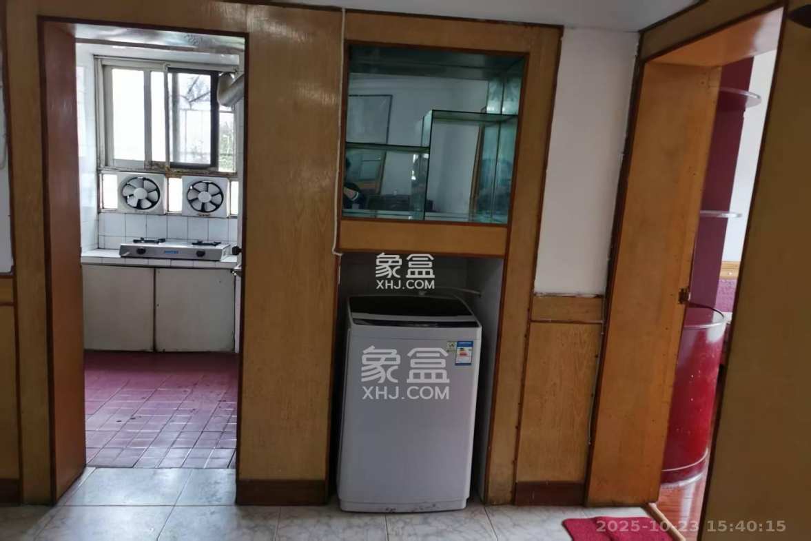 兴通园公寓  2室1厅1卫    1400.0元/月 兴通园公寓  2室1厅1卫    1400.0元/月室内图