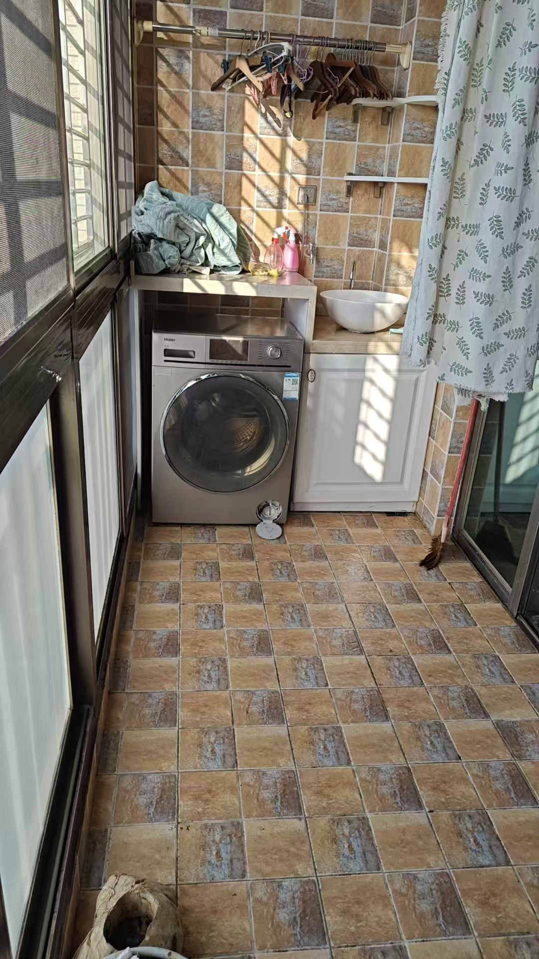 省干部疗养院  4室2厅2卫    3000.0元/月室内图