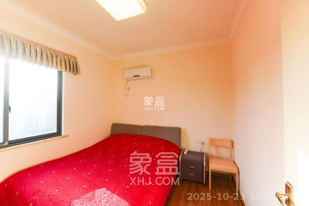 华银天际  3室2厅2卫    2500.0元/月 华银天际  3室2厅2卫    2500.0元/月室内图