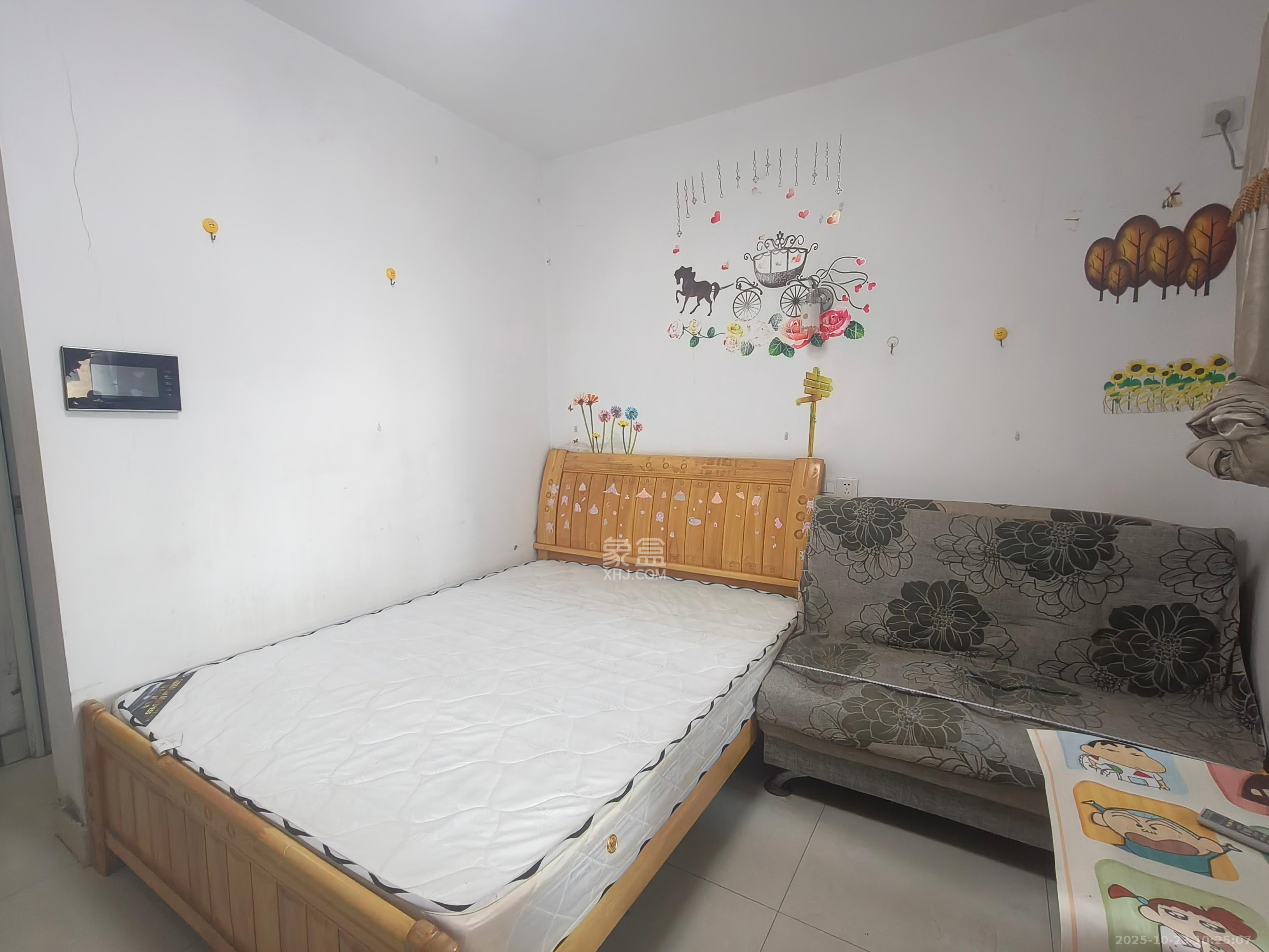 铂宫  1室1厅1卫    1700.0元/月 铂宫  1室1厅1卫    1700.0元/月室内图