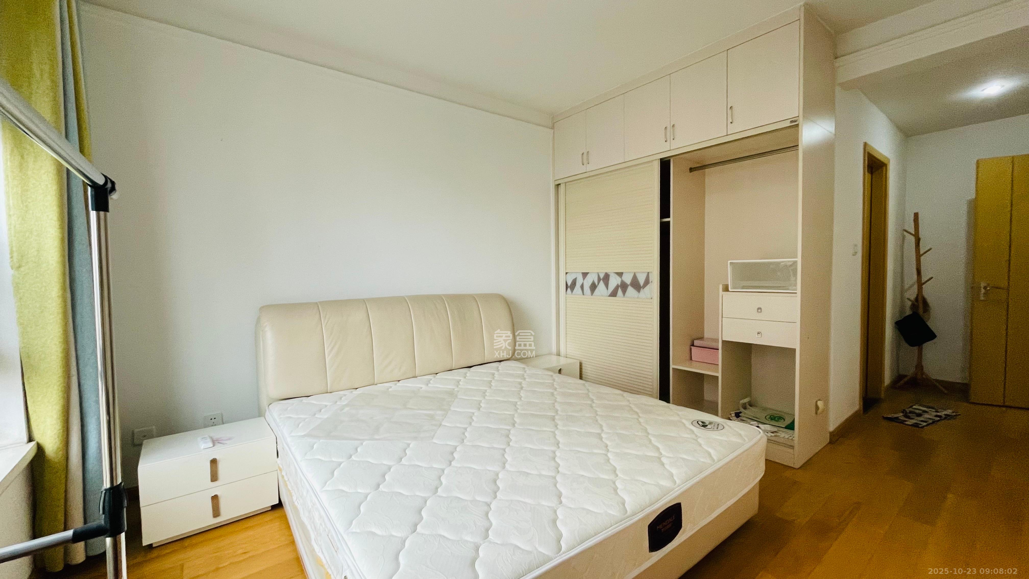 中海国际三期  3室2厅2卫    2300.0元/月室内图