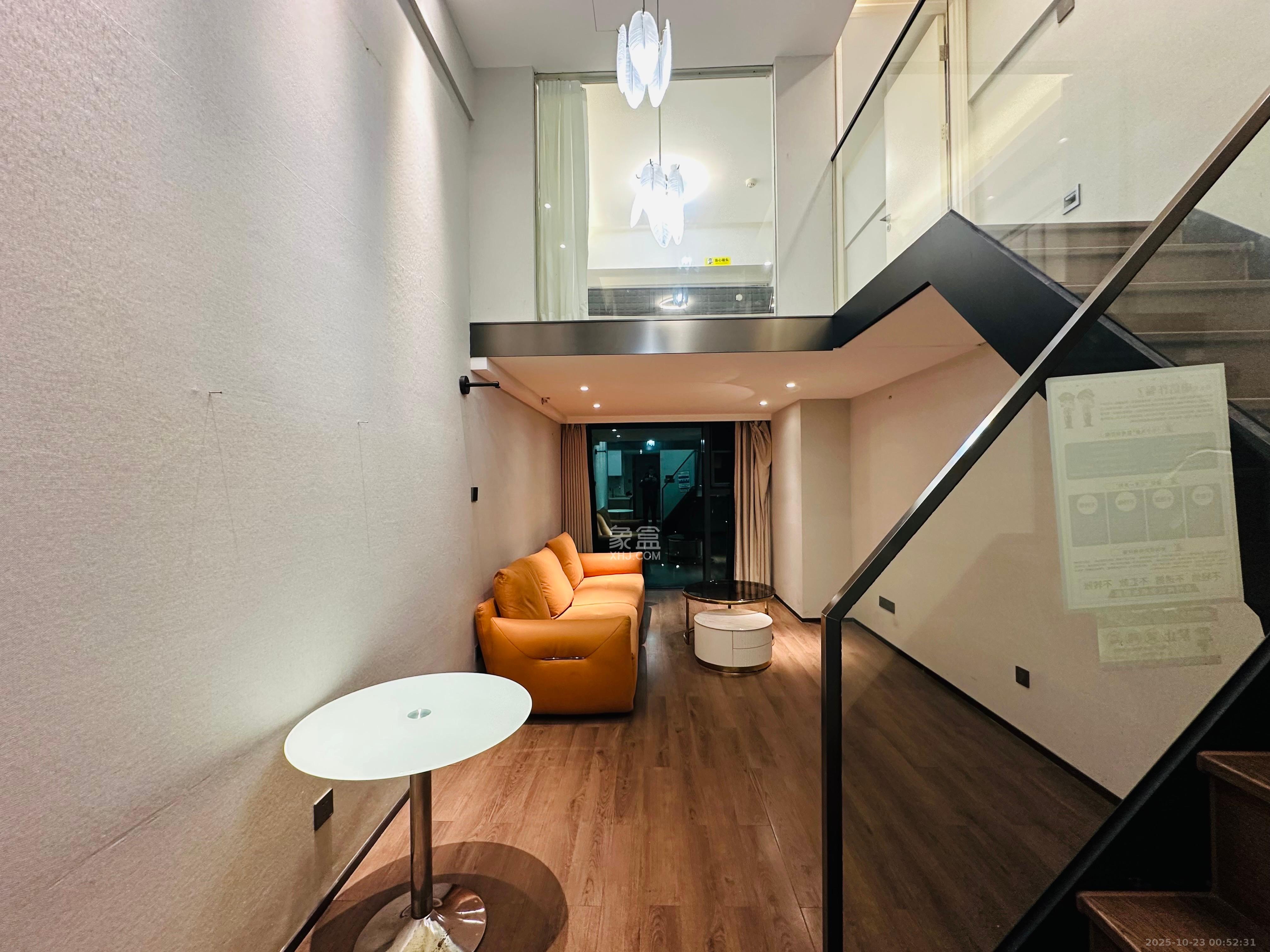 达美寰宇中心 1室1厅1卫 2600.0元/月 达美寰宇中心 1室1厅1卫 2600.0元/月室内图