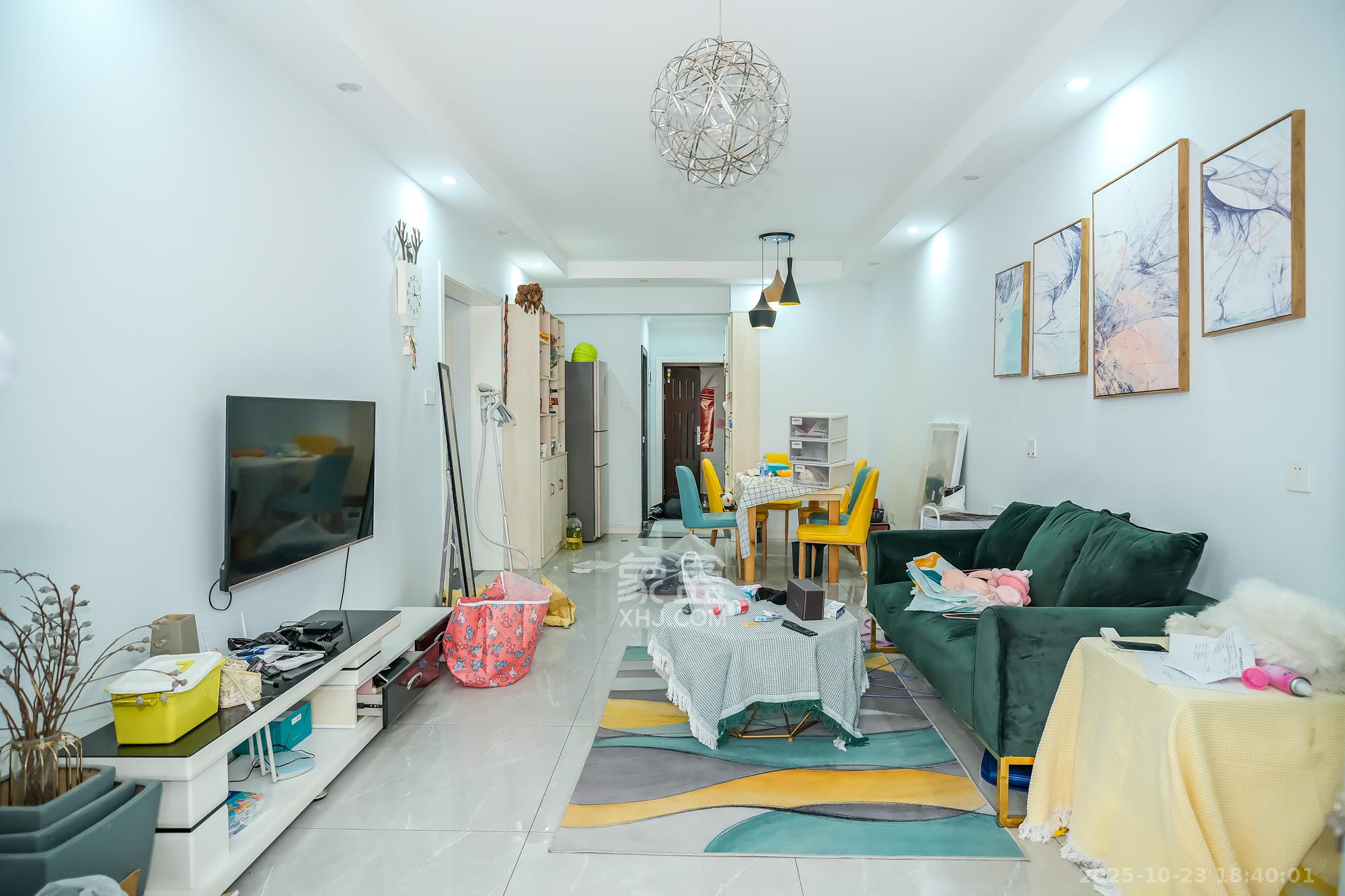 山水湾  2室2厅1卫    60.0万 山水湾  2室2厅1卫    60.0万客厅