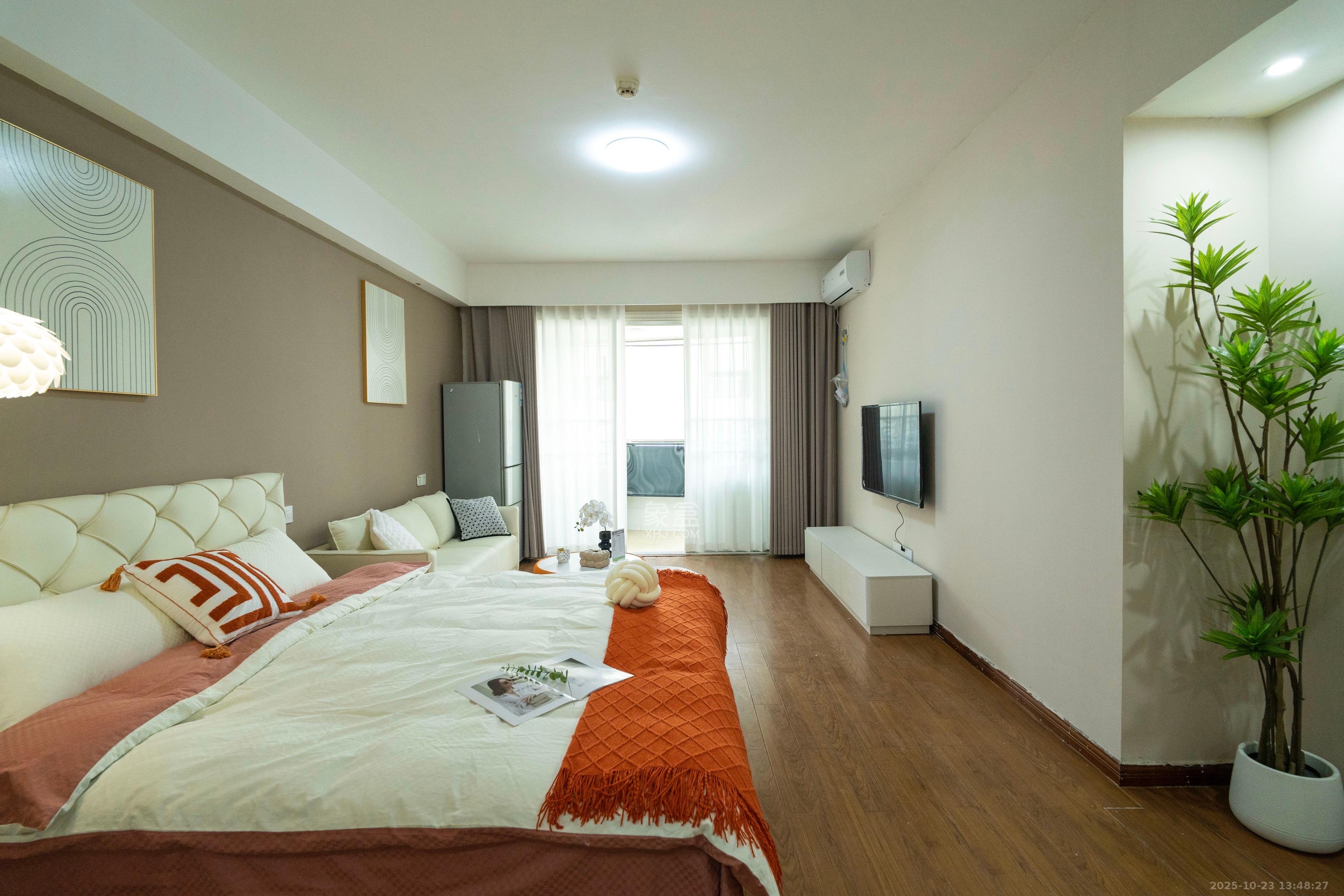 泉昇同福大厦  1室1厅1卫    2300.0元/月室内图