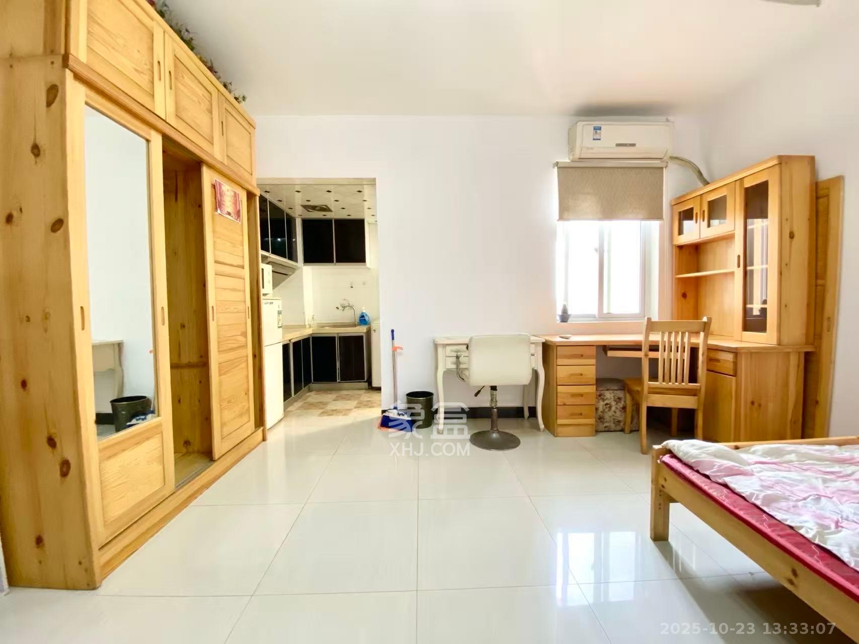 四方小区综合楼(四方嘉丽) 1室1厅1卫 1000.0元/月 四方小区综合楼(四方嘉丽) 1室1厅1卫 1000.0元/月室内图