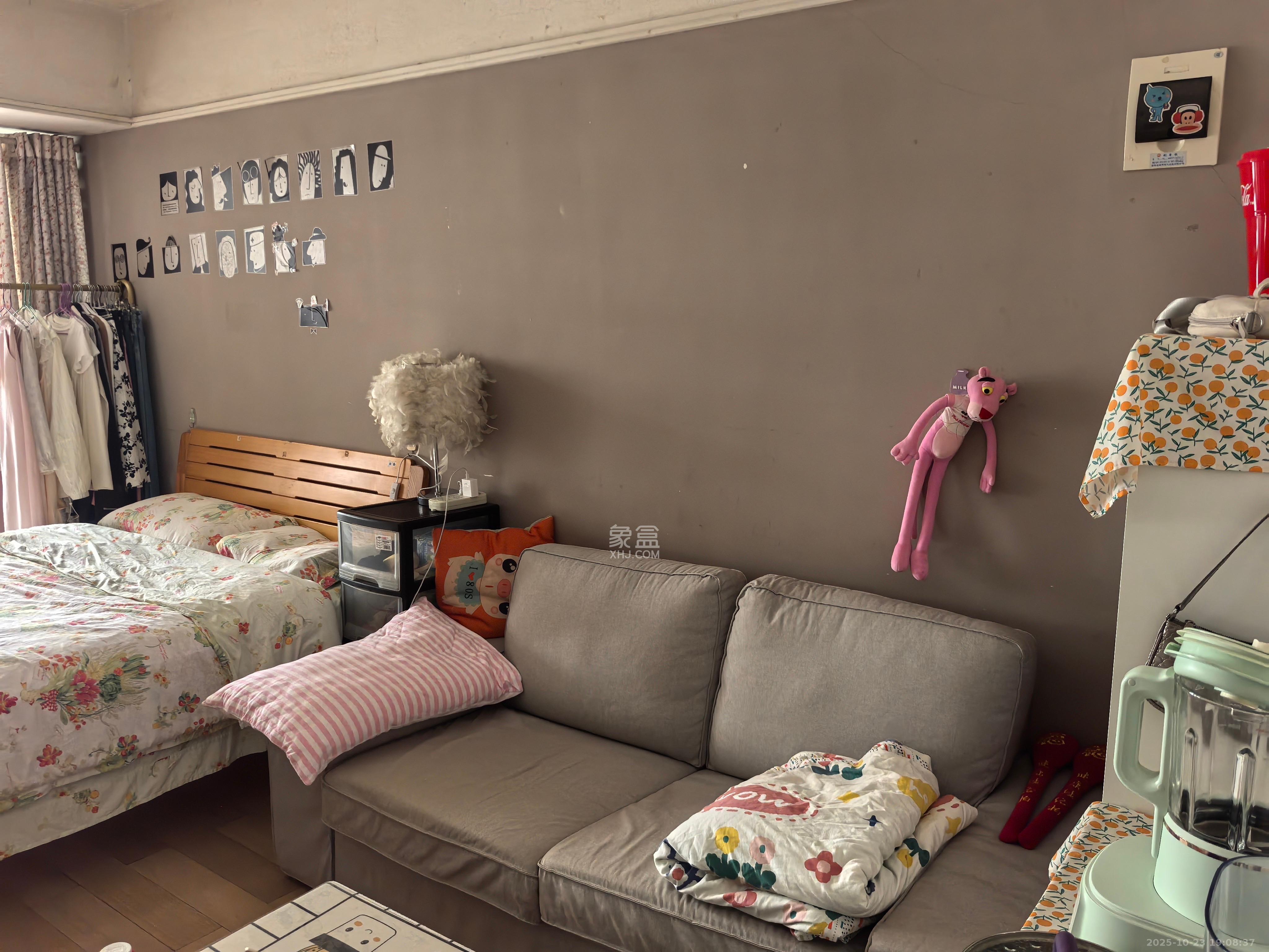 万科金色家园  1室1厅1卫    1500.0元/月 万科金色家园  1室1厅1卫    1500.0元/月室内图