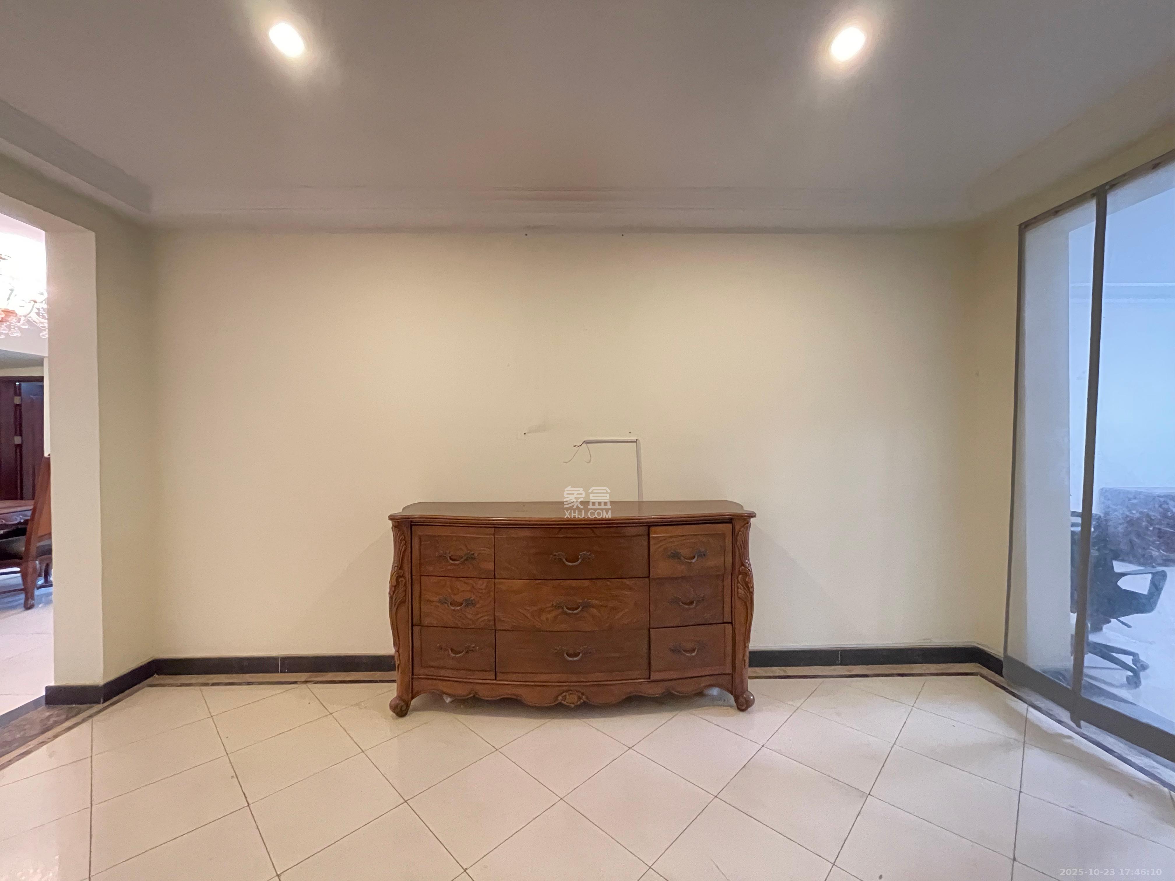 恒大名都 5室2厅4卫 4000.0元/月 恒大名都 5室2厅4卫 4000.0元/月室内图