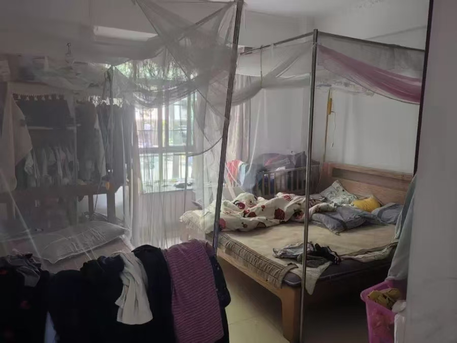 高登花苑  3室2厅2卫    118.49万 高登花苑  3室2厅2卫    118.49万