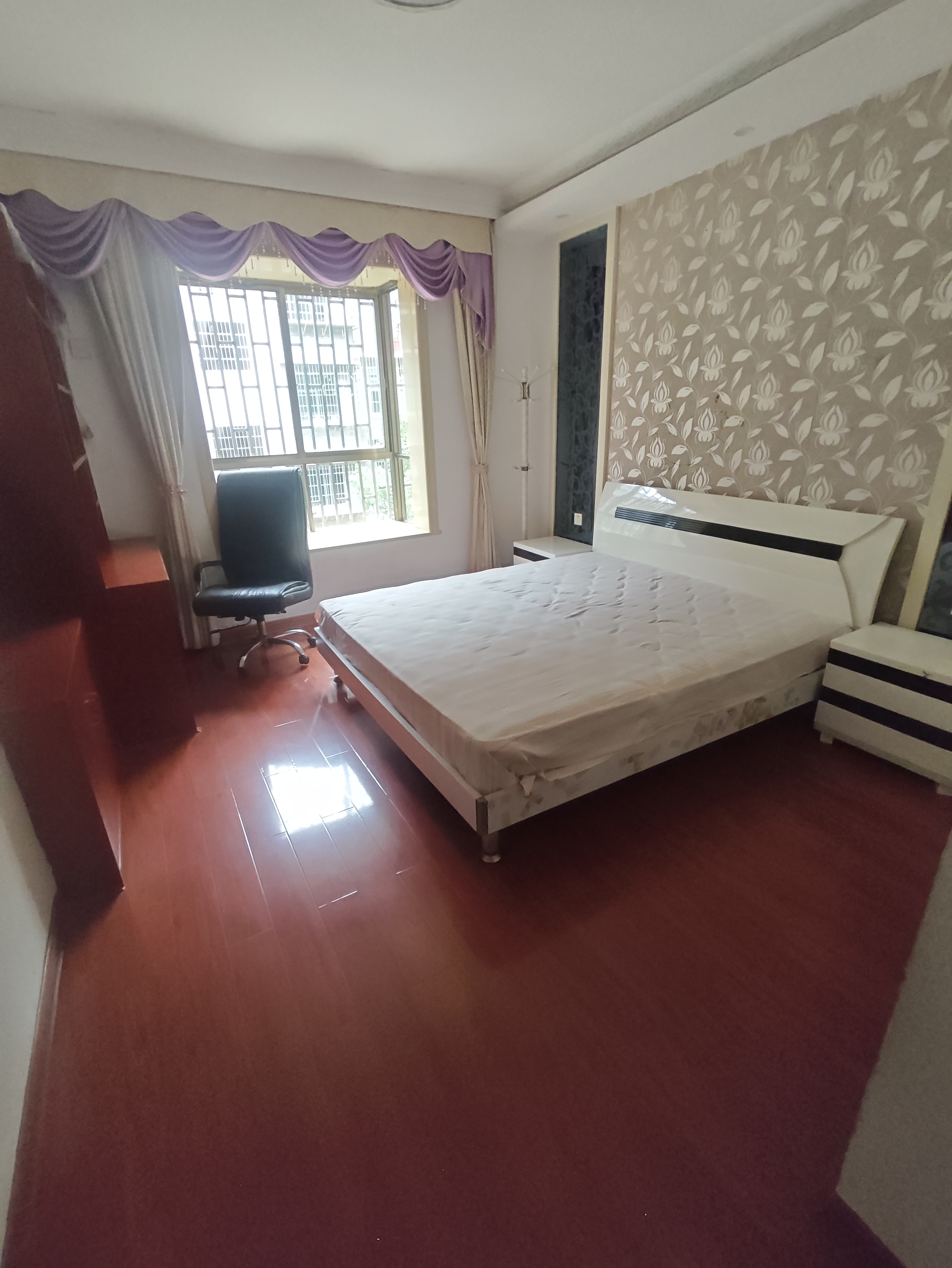 互助小区 3室1厅1卫 1400.0元/月 互助小区 3室1厅1卫 1400.0元/月户型图