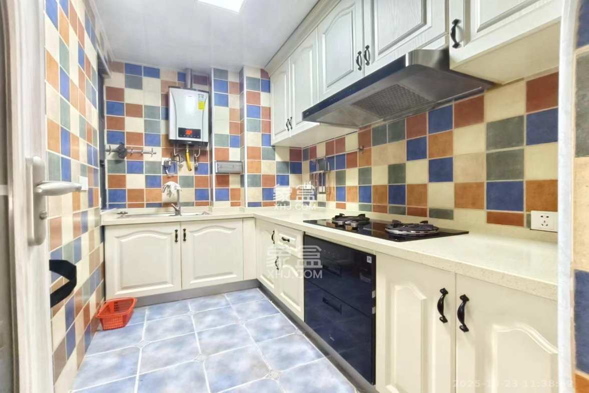 宜家湘颂(景致雅苑)  2室1厅1卫    2500.0元/月 宜家湘颂(景致雅苑)  2室1厅1卫    2500.0元/月室内图