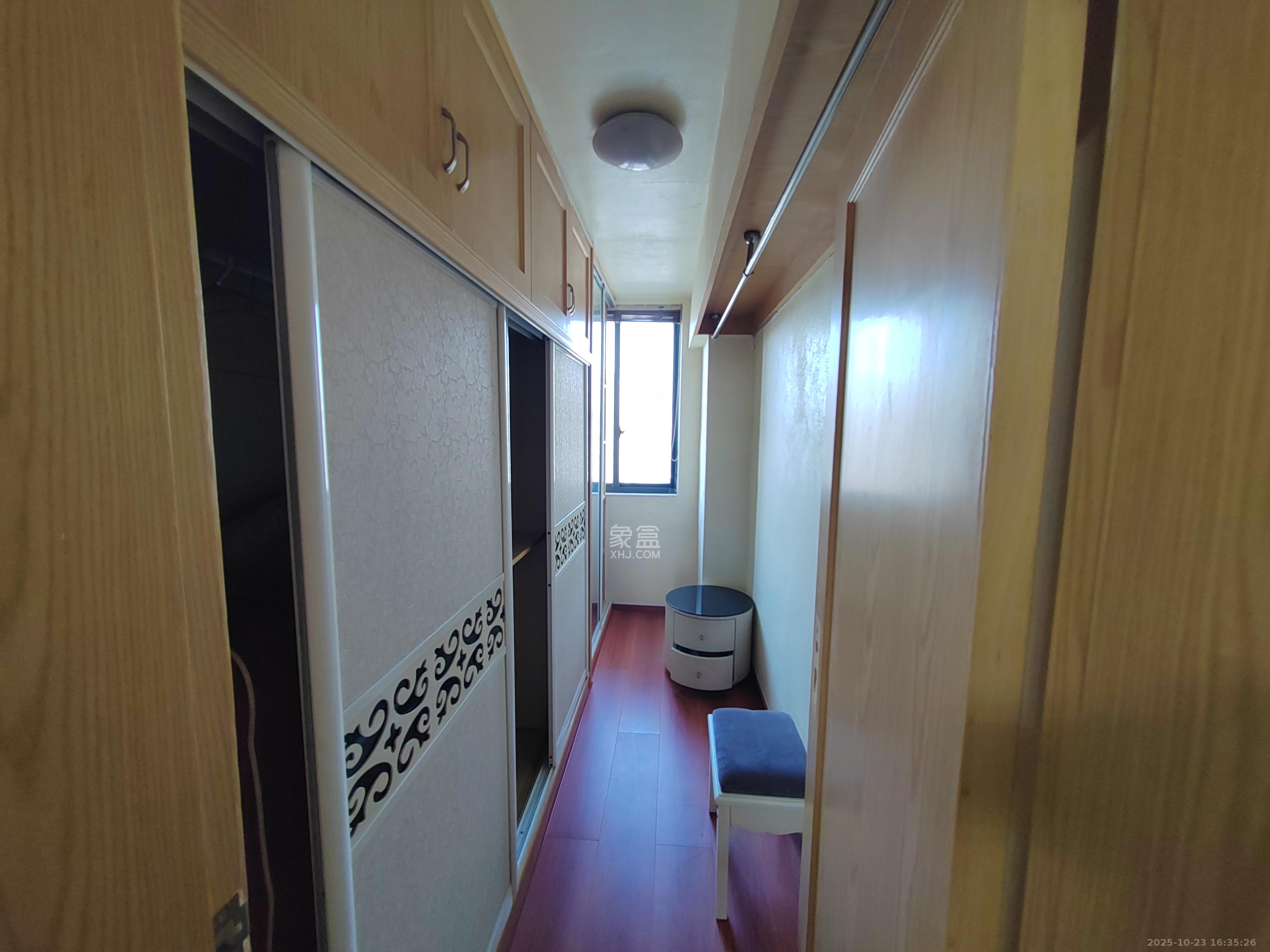 高升金典  2室1厅1卫    2300.0元/月室内图