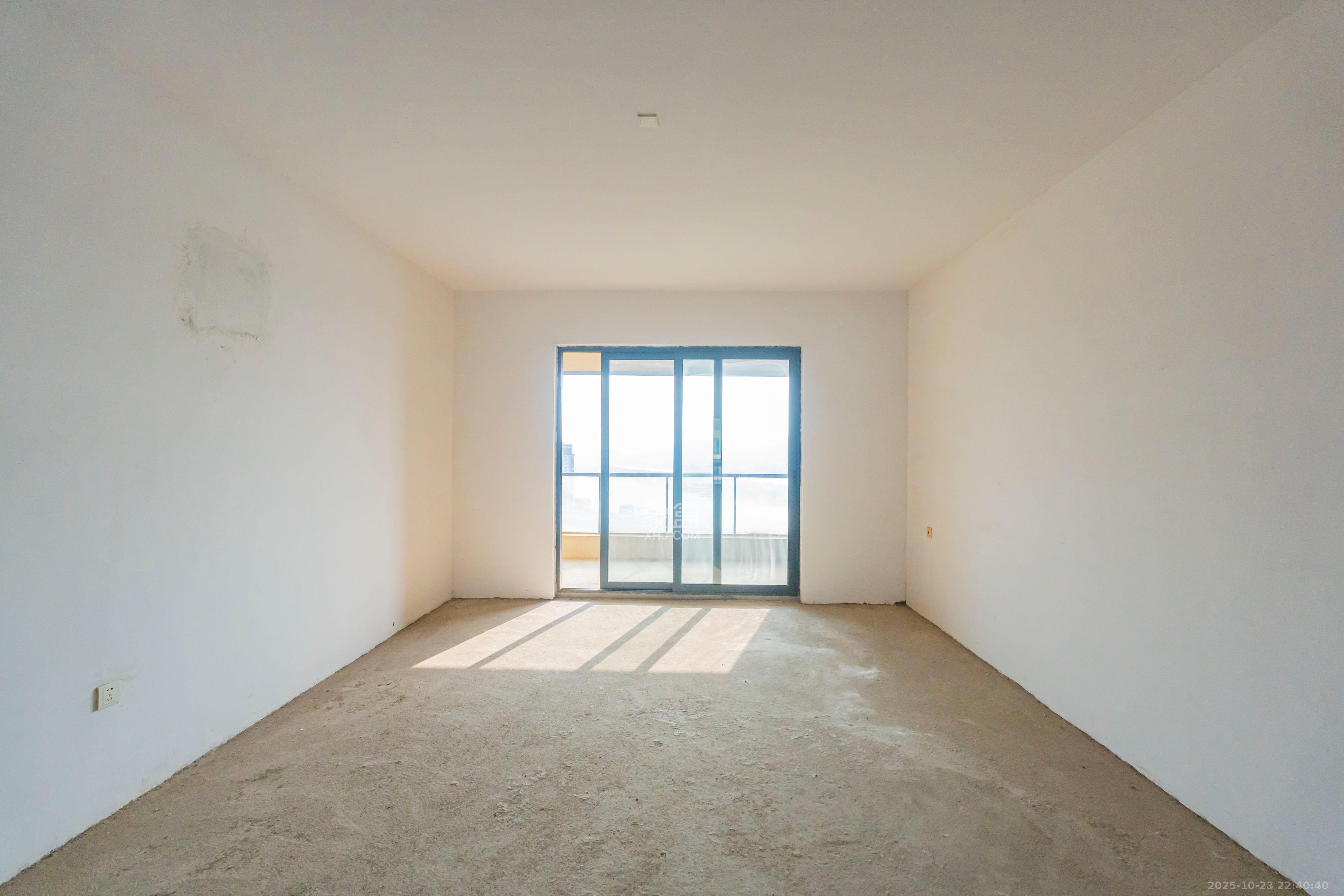 复地崑玉国际一期  1室2厅2卫    288.0万