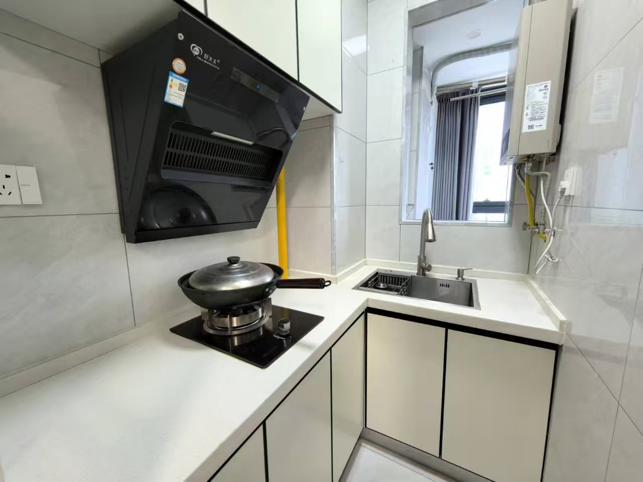 宝基广场  1室1厅1卫    1500.0元/月室内图