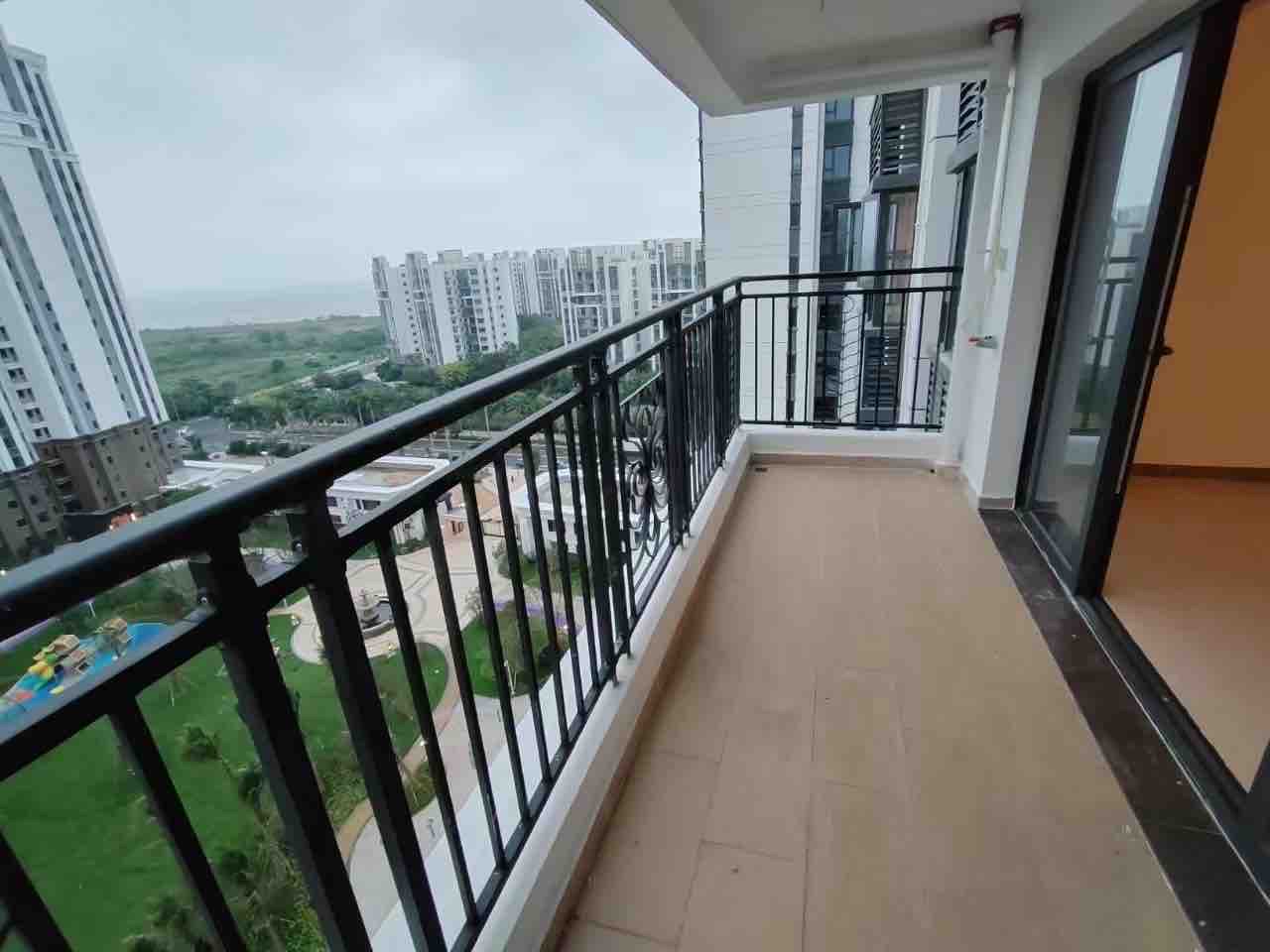 恒大美丽沙天珺湾  4室2厅2卫    410.0万客厅