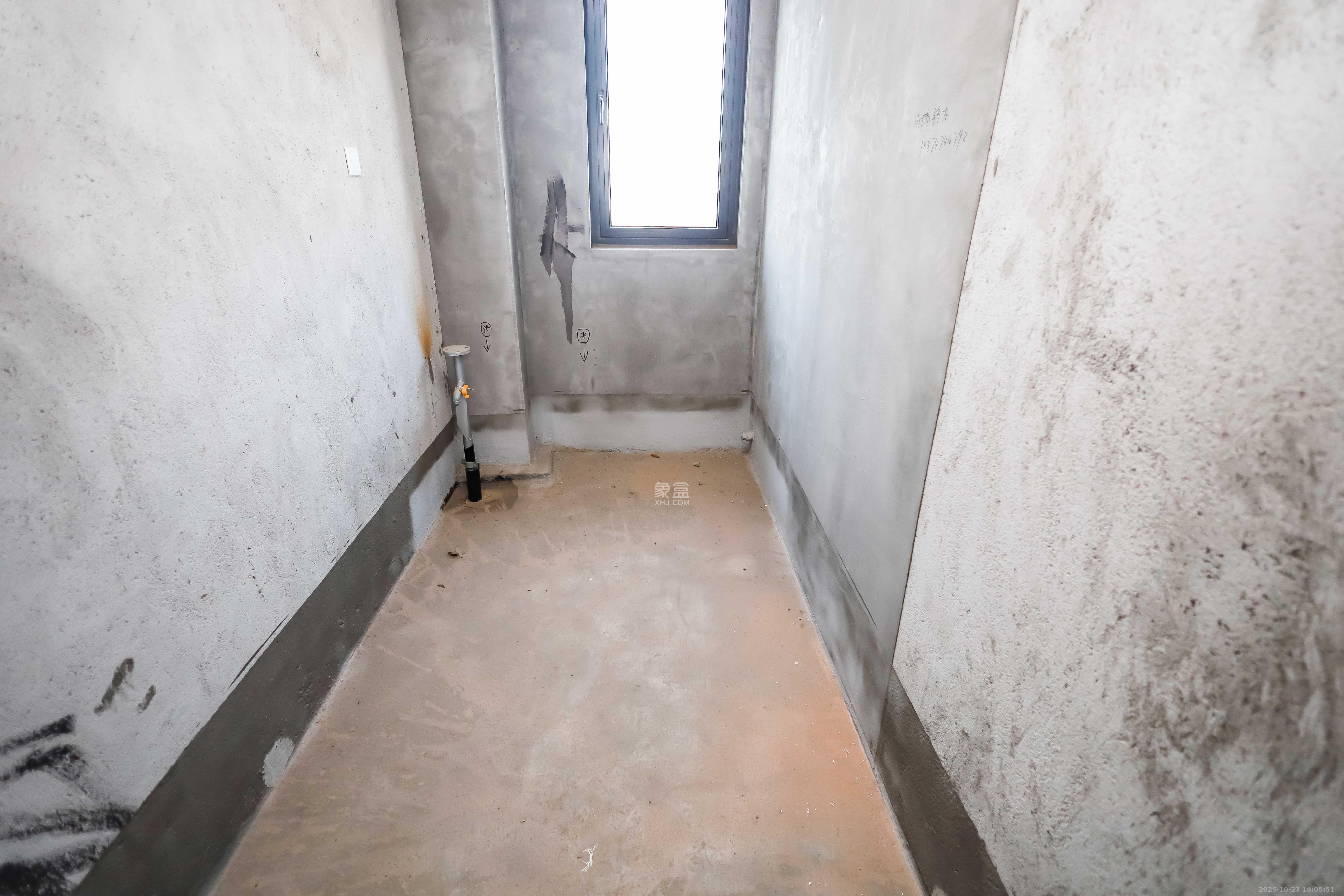 金辉优步花园  2室2厅2卫    80.0万厨房