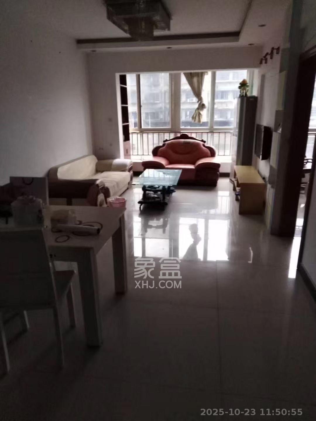 伍家岭生活广场  2室1厅1卫    2000.0元/月 伍家岭生活广场  2室1厅1卫    2000.0元/月室内图